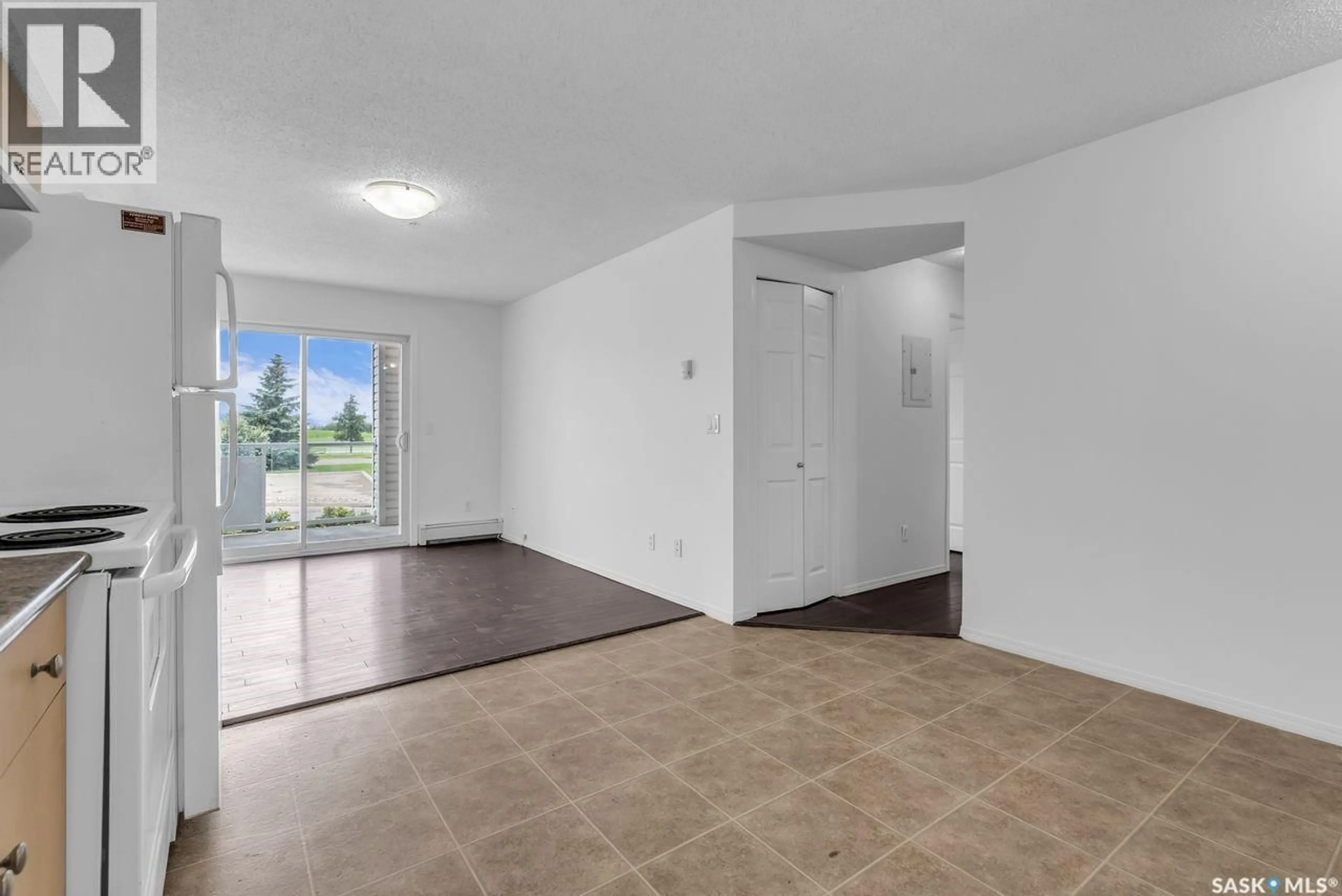 Unknown for 103 - 303 LOWE ROAD, Saskatoon Saskatchewan S7S1P2