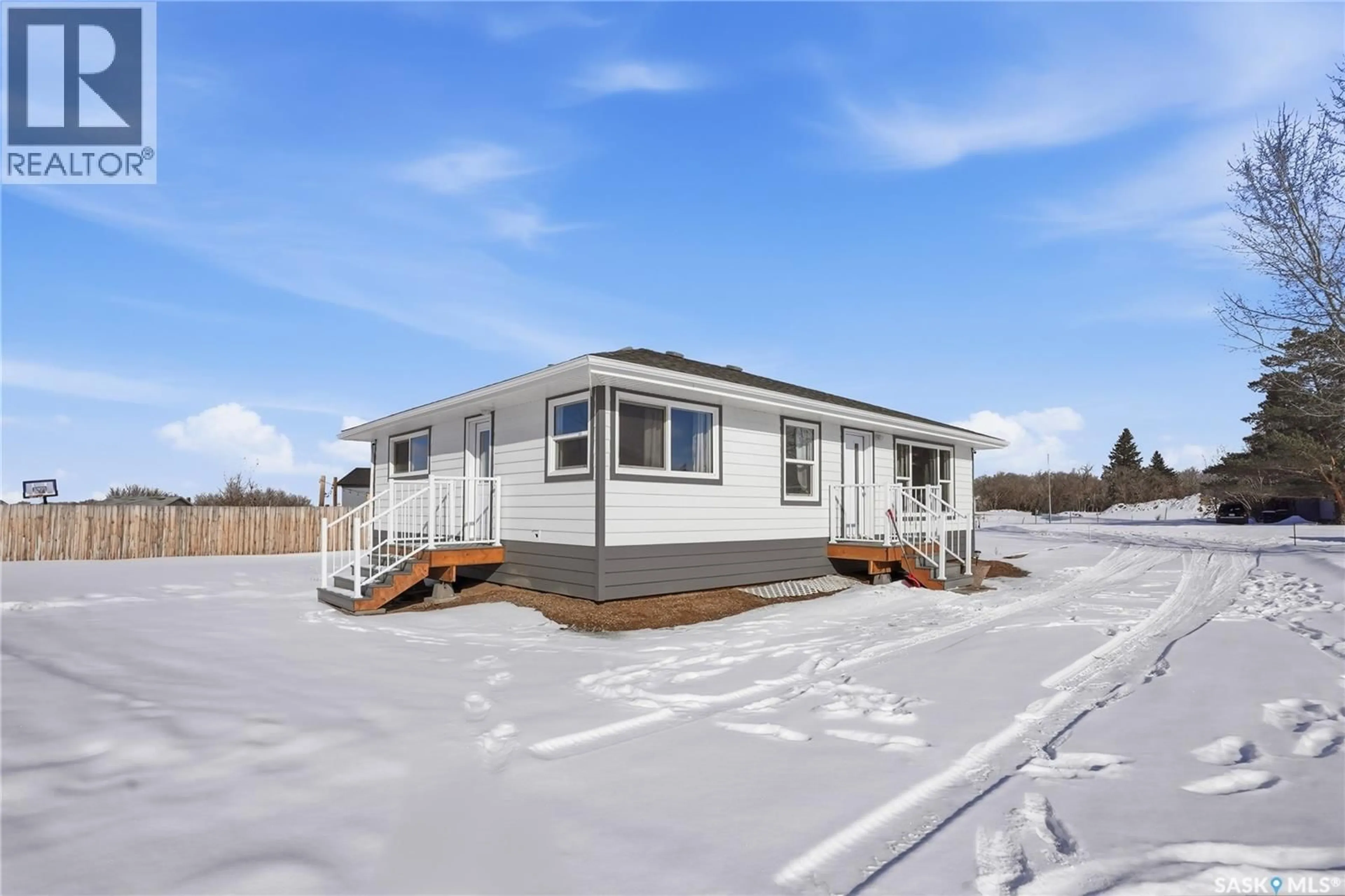 Home with vinyl exterior material, building for 670 CORY STREET, Asquith Saskatchewan S0K0J0