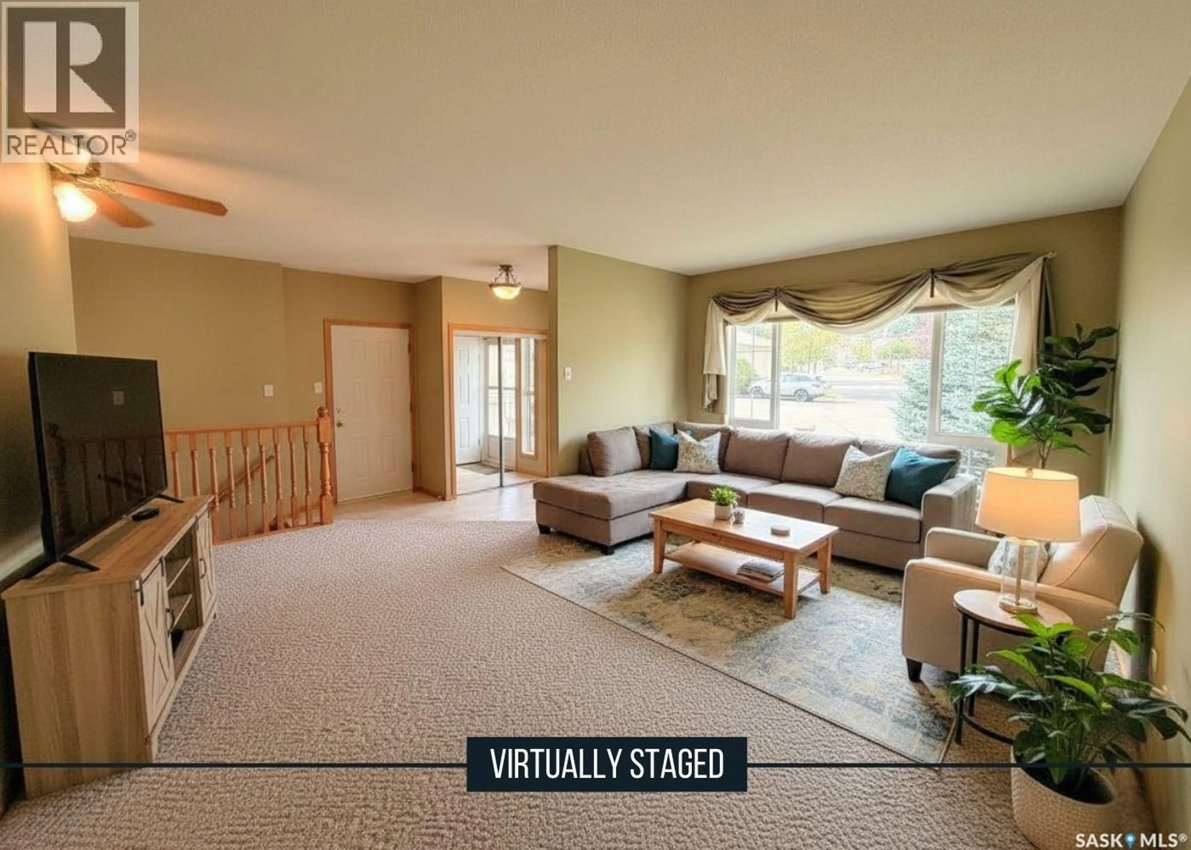 Living room with furniture, unknown for W - 417 165 ROBERT STREET, Swift Current Saskatchewan S9H5E7