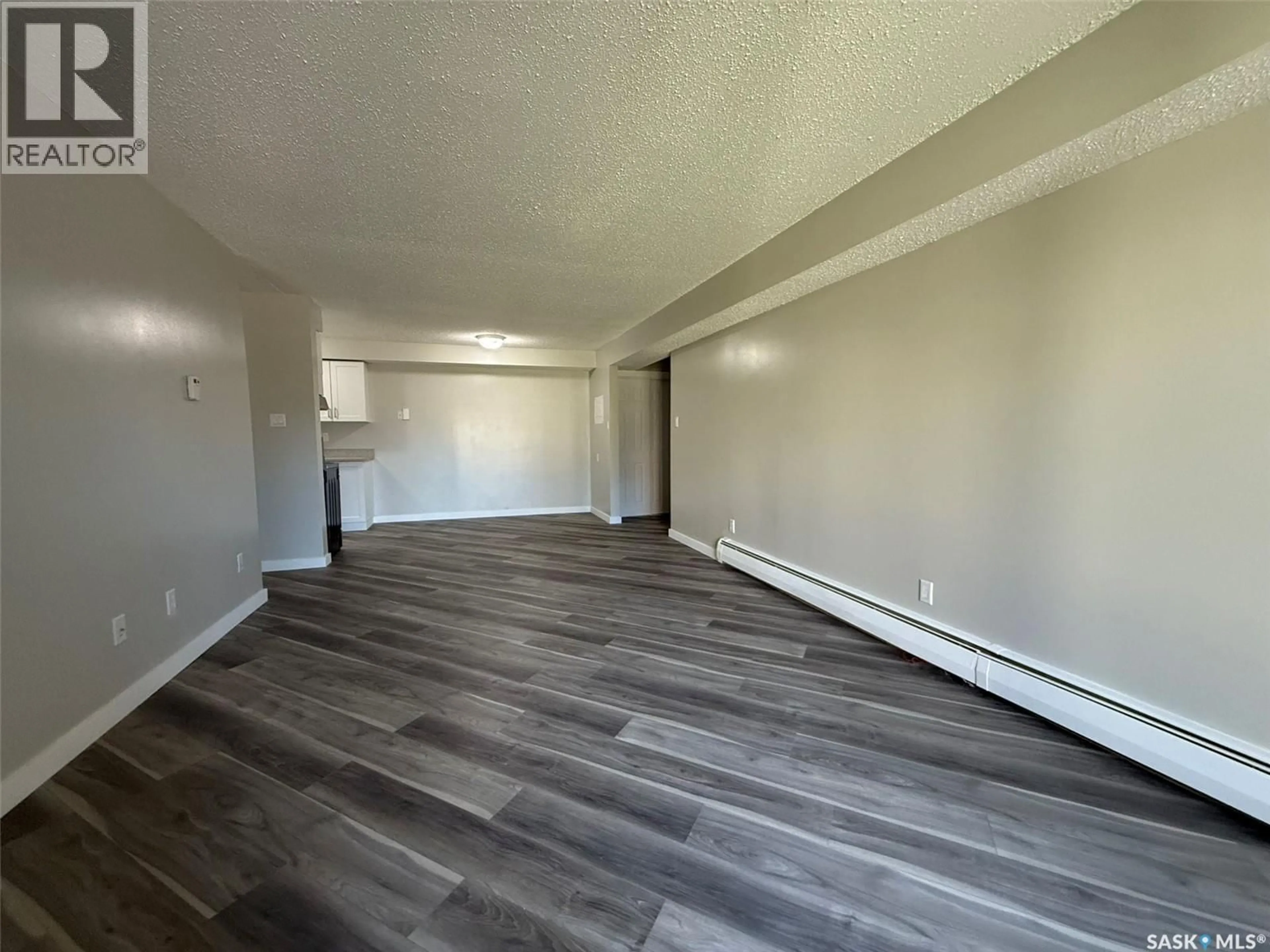 A pic of a room for 101 - 1822 EAGLESHAM AVENUE, Weyburn Saskatchewan S4T2R1