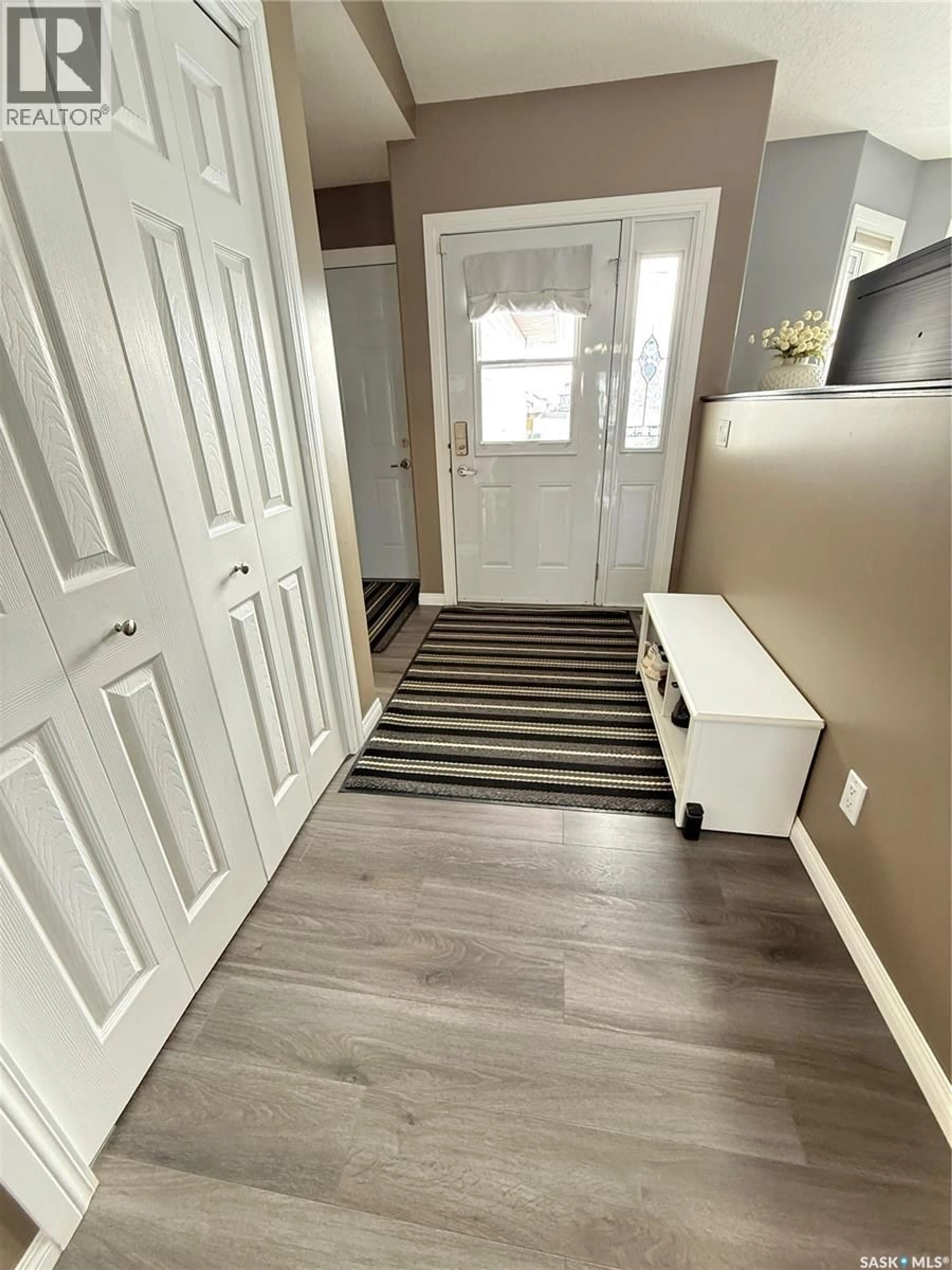 Indoor entryway for 327 PETTERSON DRIVE, Estevan Saskatchewan S4A0Y1