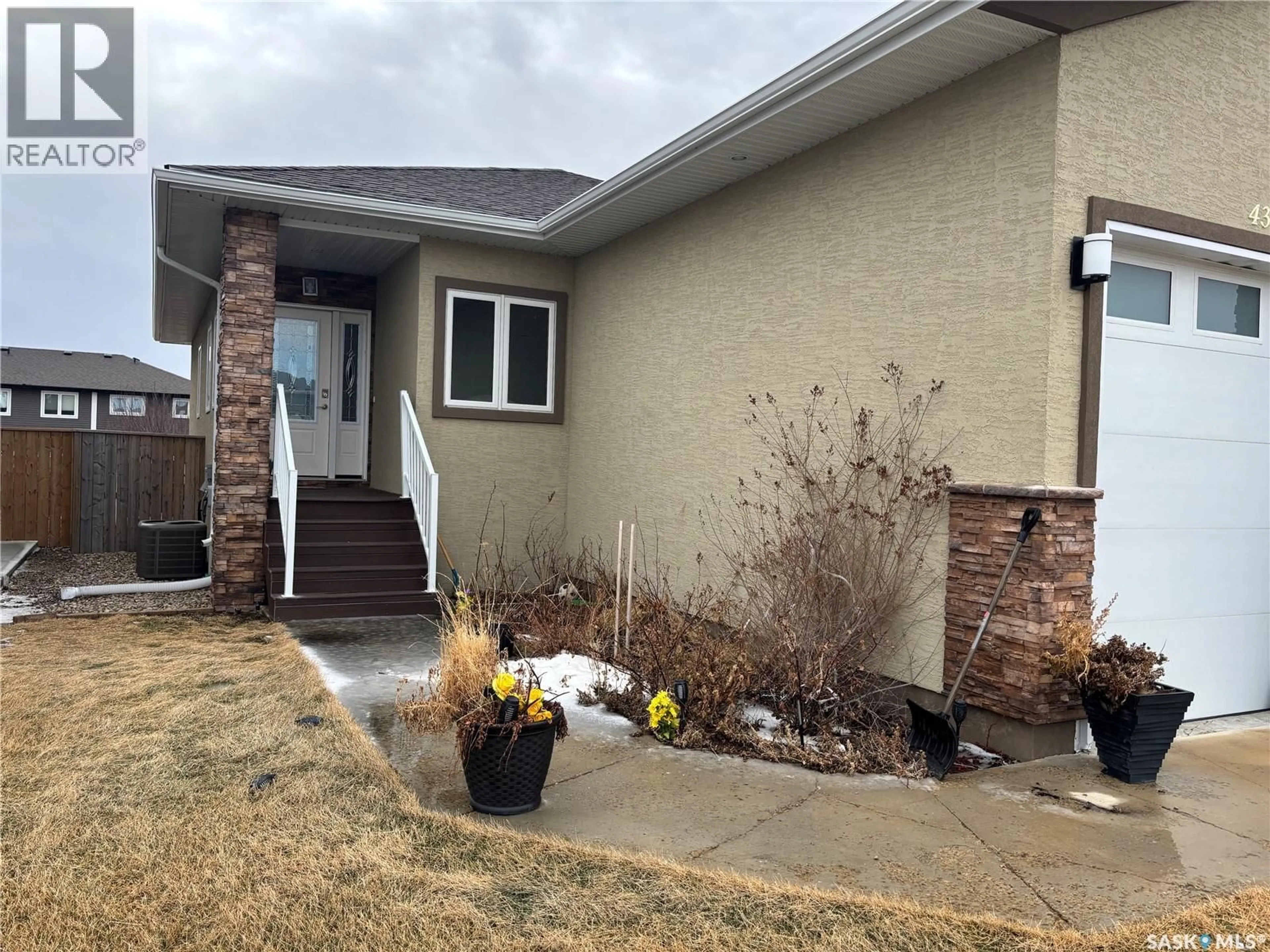 Unknown for 436 RIDGEDALE STREET, Swift Current Saskatchewan S9H5R9