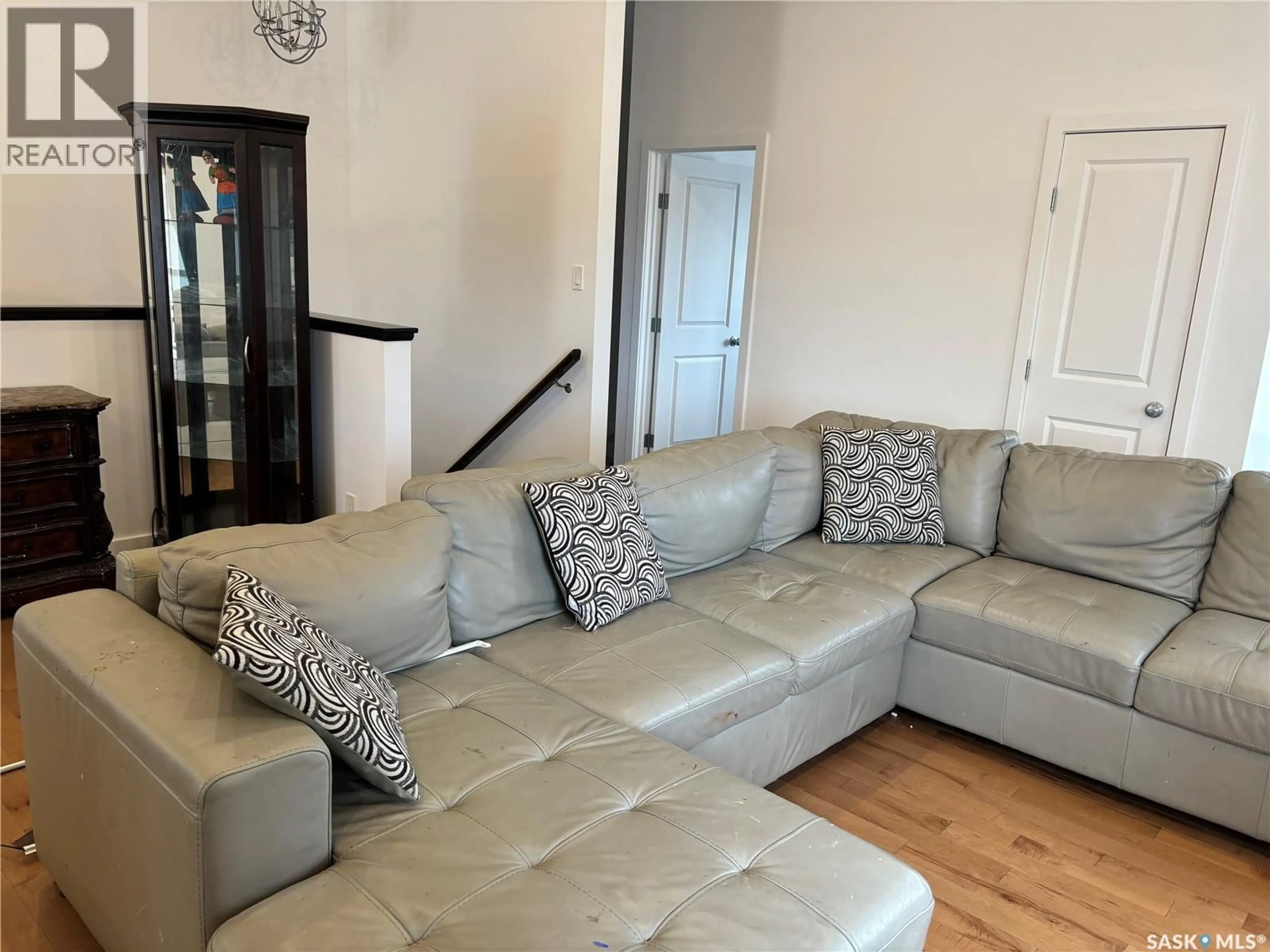 Living room with furniture, unknown for 436 RIDGEDALE STREET, Swift Current Saskatchewan S9H5R9