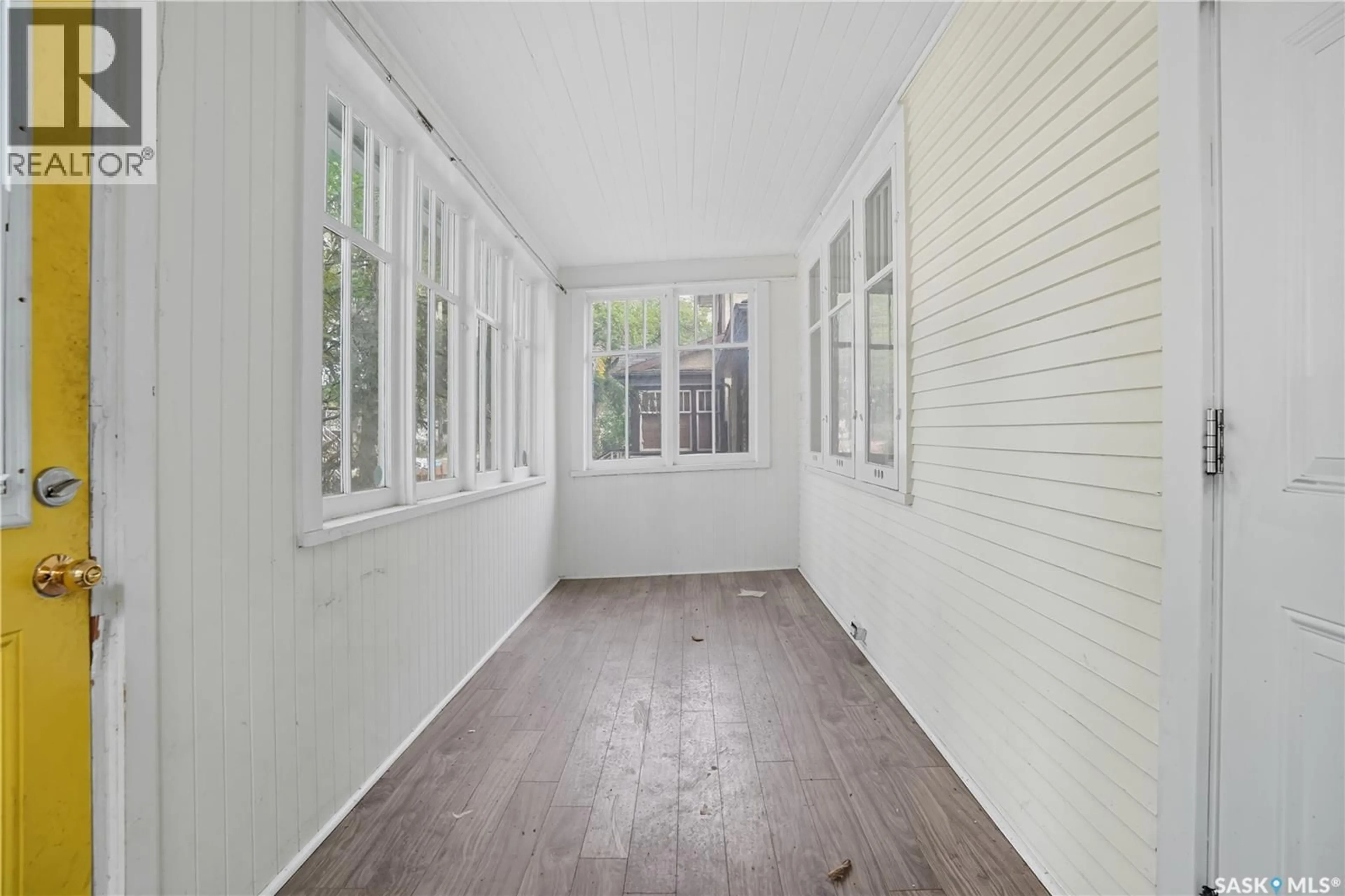 A pic of a room for 1875 ST JOHN STREET, Regina Saskatchewan S4P1S1