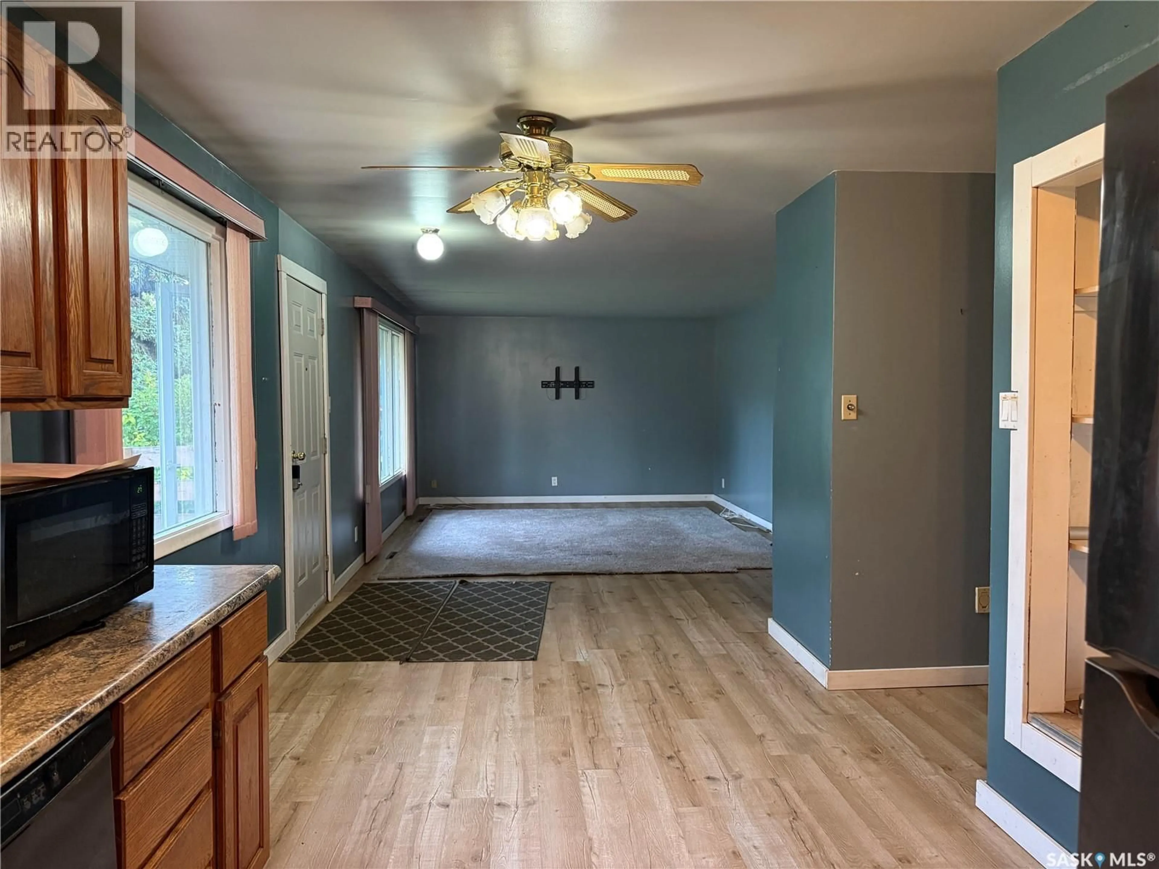 A pic of a room for 518 3RD AVENUE, Meadow Lake Saskatchewan S9X1B3