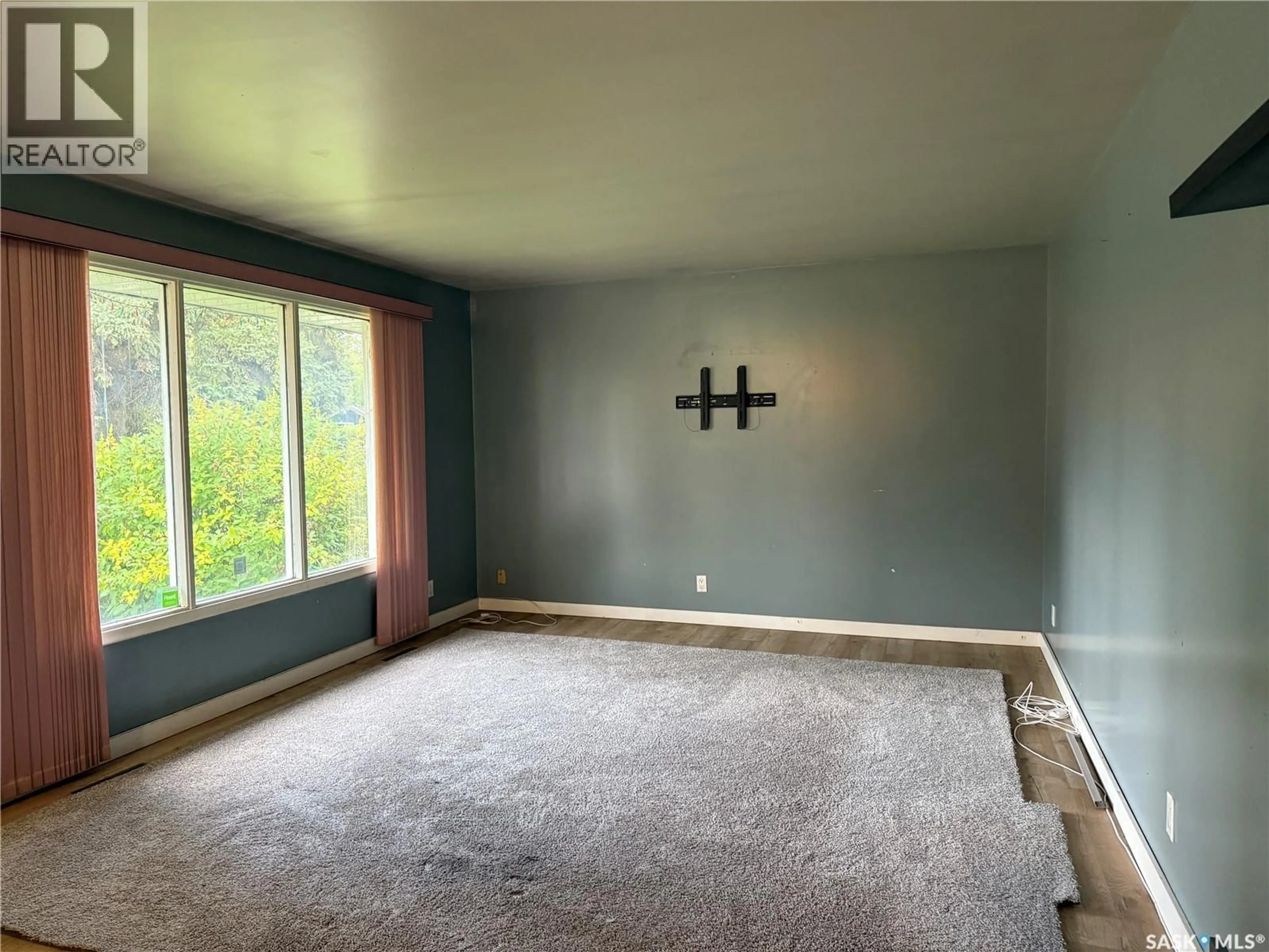 A pic of a room for 518 3RD AVENUE, Meadow Lake Saskatchewan S9X1B3