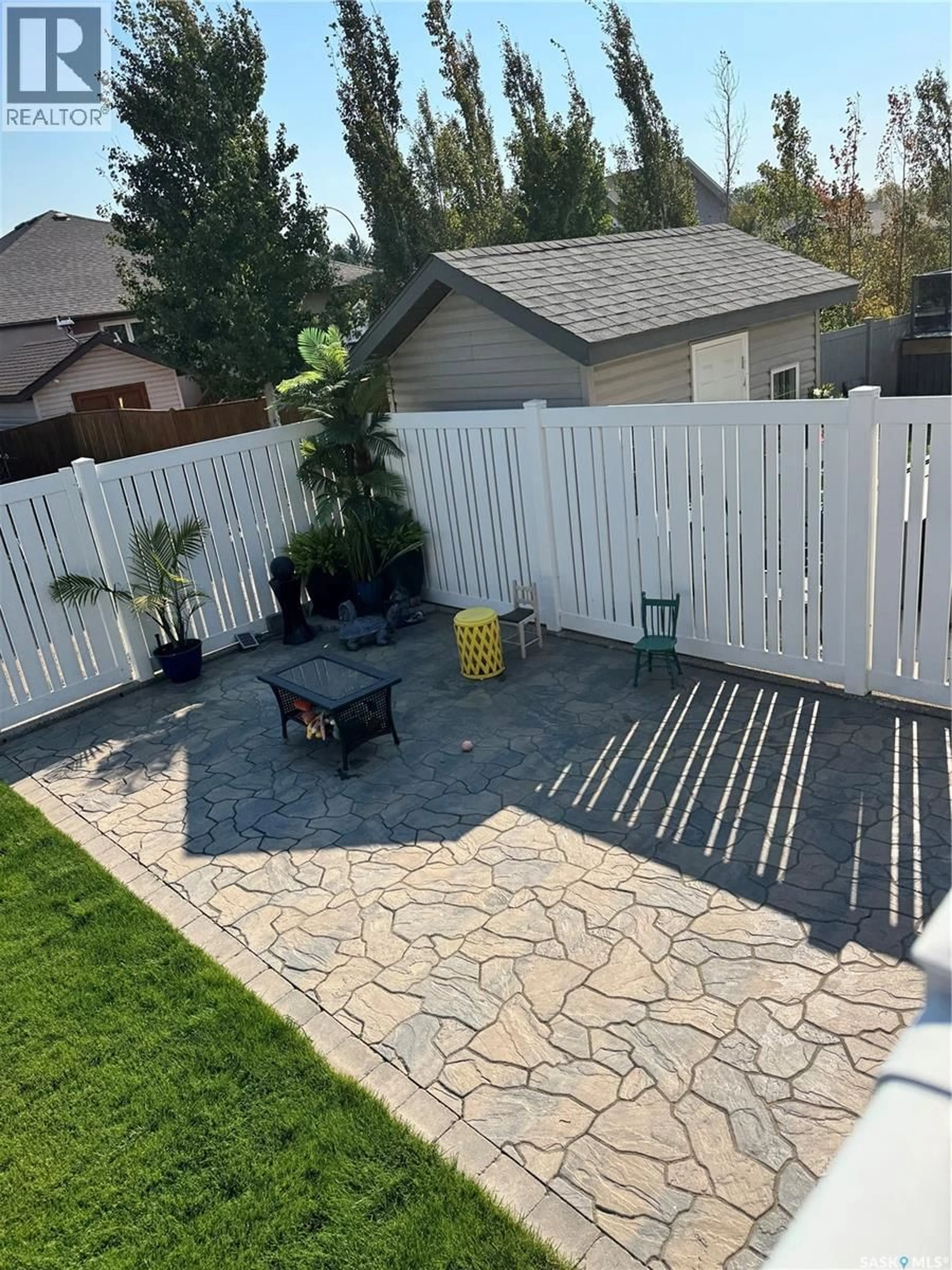 Patio, street for 1916 JESSE BAY, Estevan Saskatchewan S4A2W3