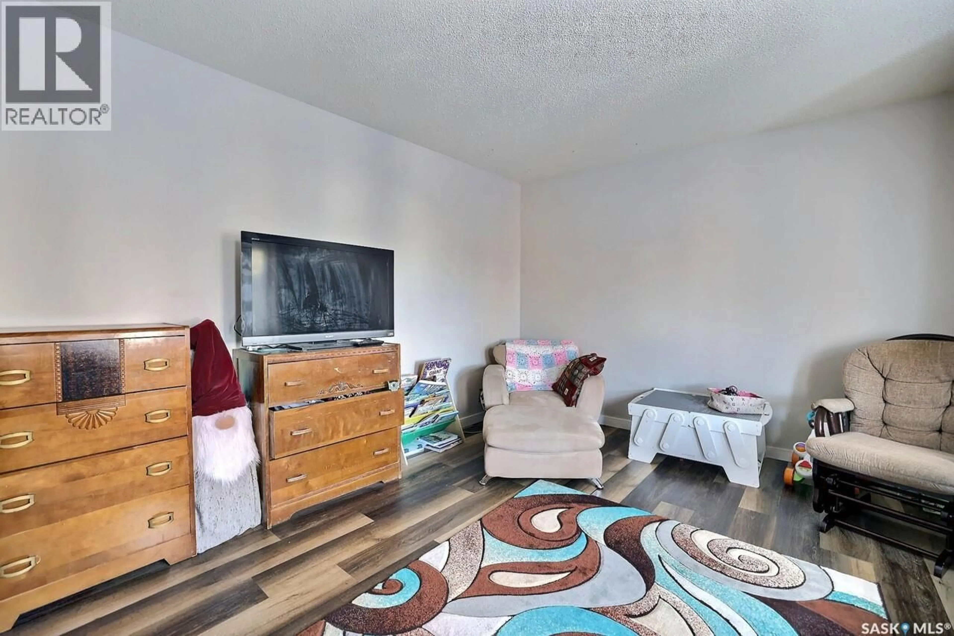 Unknown for 61 BANNISTER AVENUE, Regina Saskatchewan S4R5K8