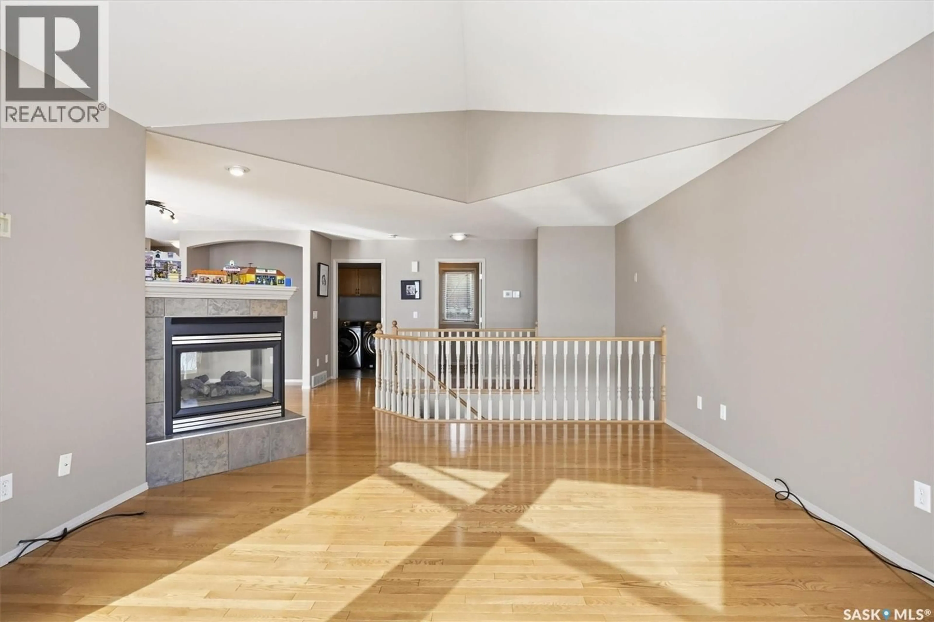 Indoor foyer for 9 PELICAN PASS, Thode Saskatchewan S7C0A4