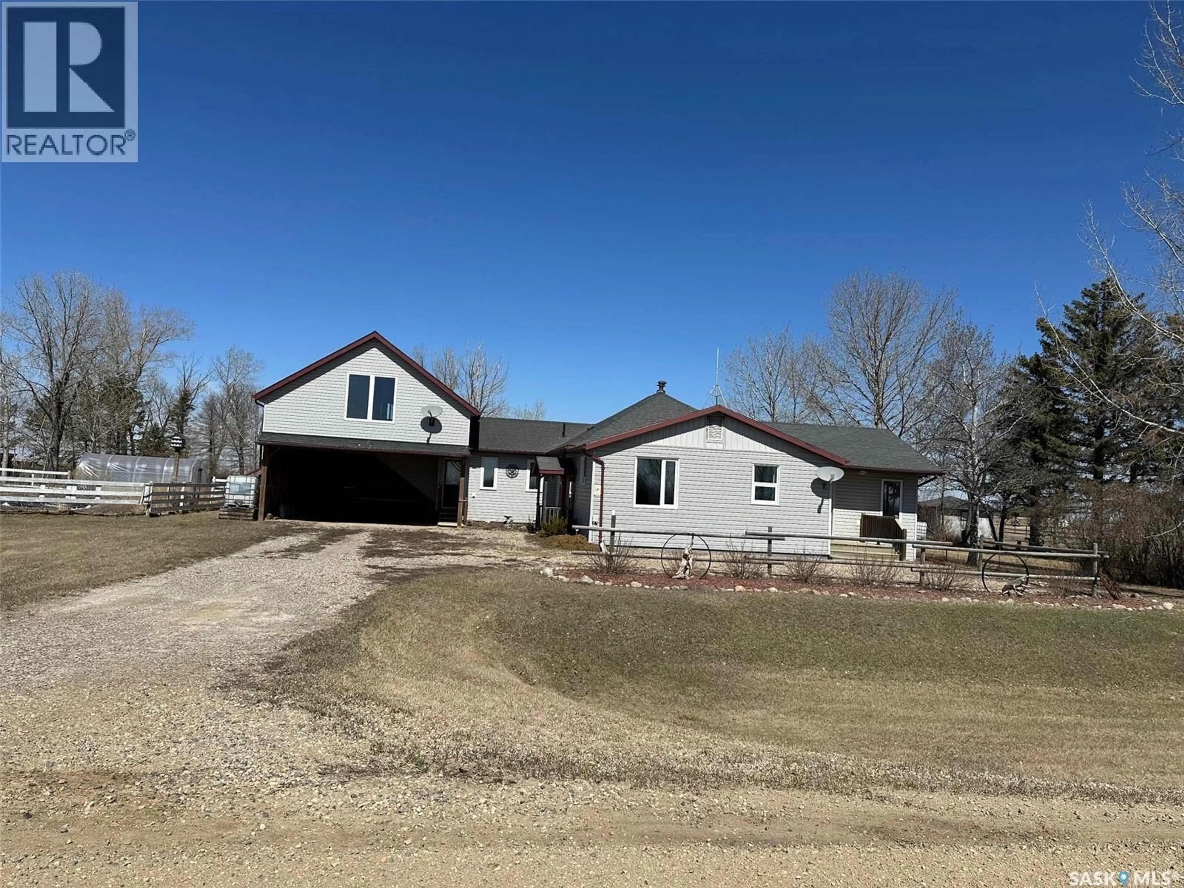 A pic from outside/outdoor area/front of a property/back of a property/a pic from drone, unknown for BELL ACREAGE, Benson Rm No. 35 Saskatchewan S0C0L0