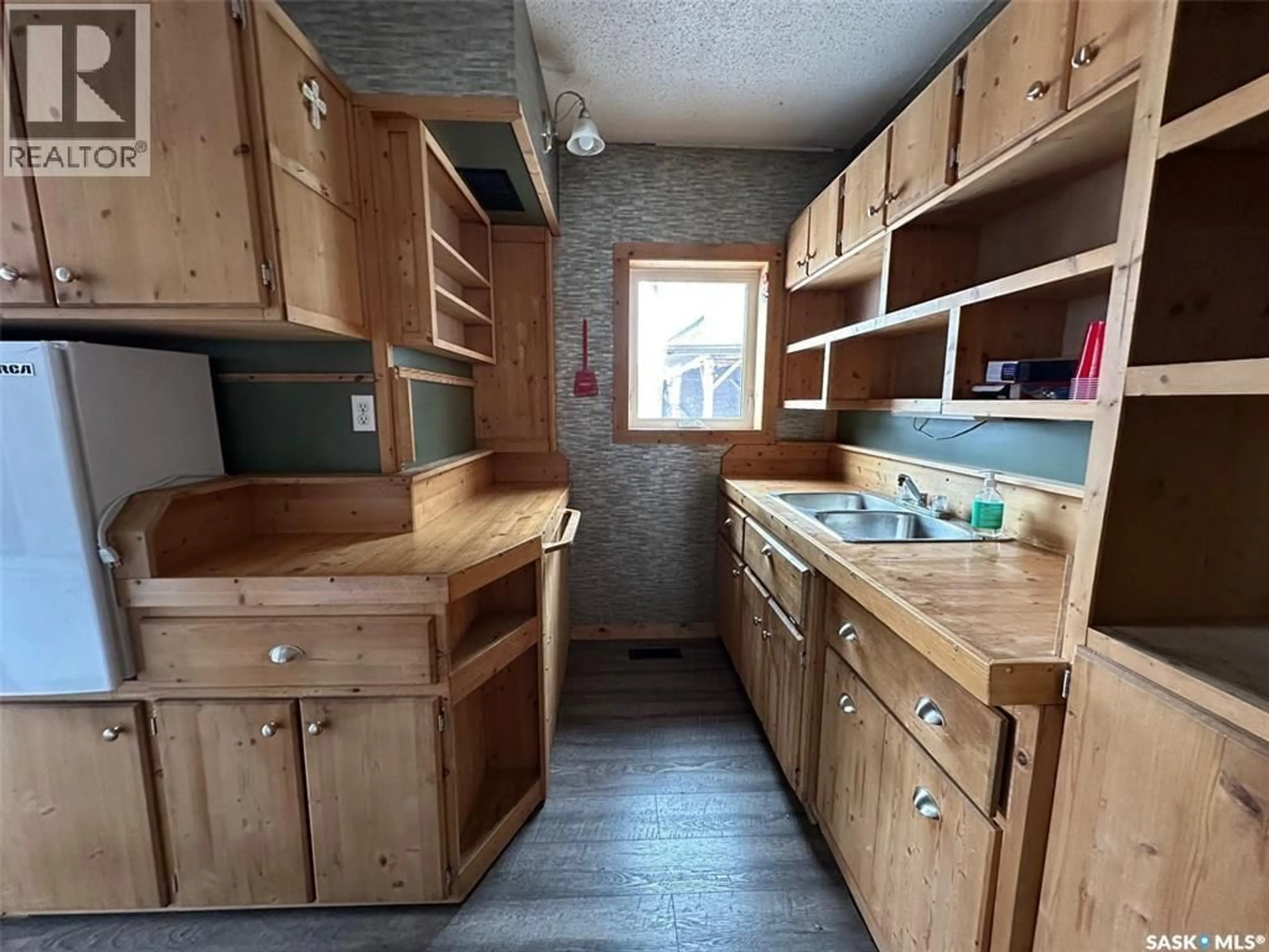 Standard kitchen, unknown for BELL ACREAGE, Benson Rm No. 35 Saskatchewan S0C0L0