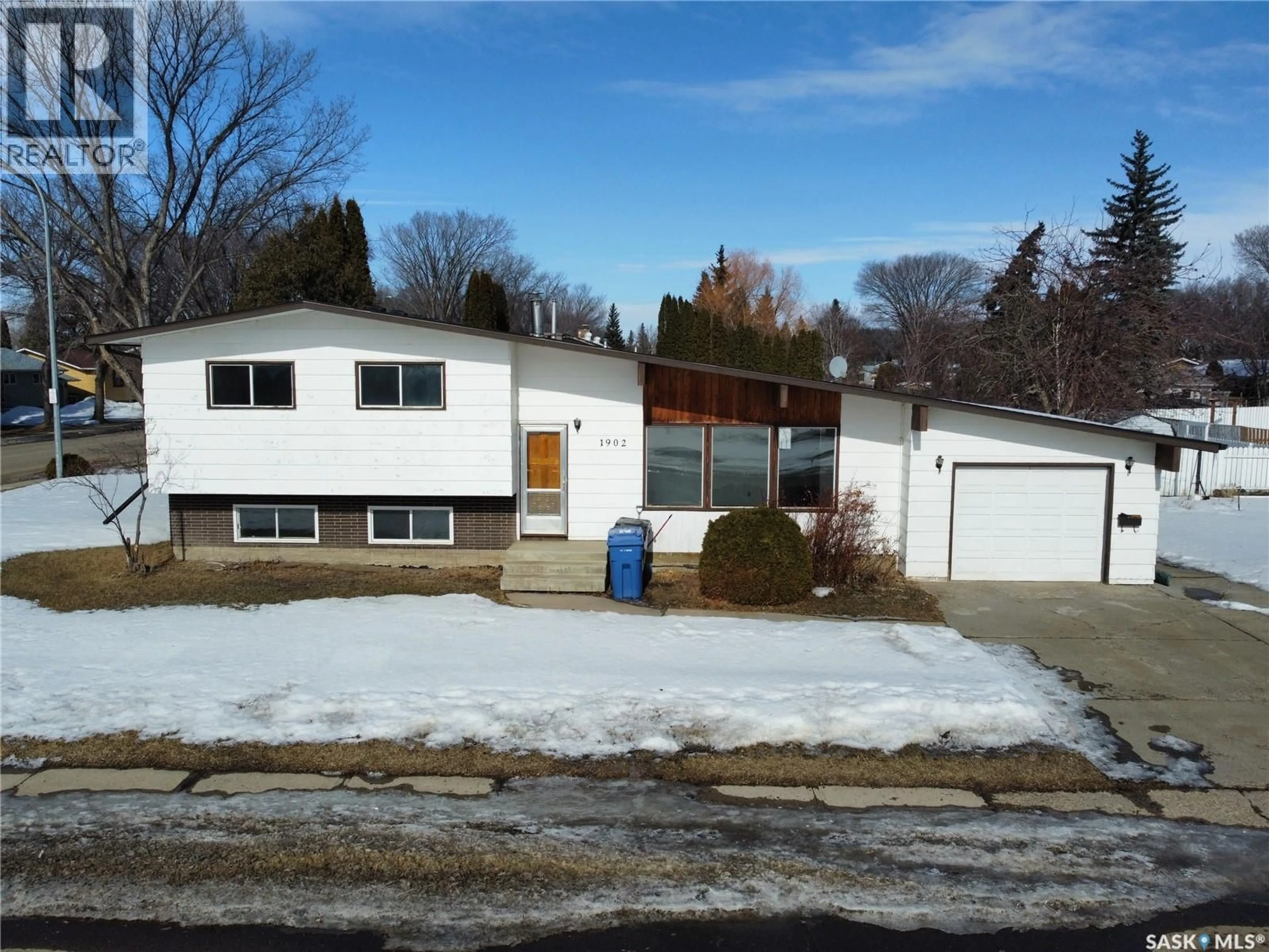 Unknown for 1902 95TH STREET, North Battleford Saskatchewan S9A3C7