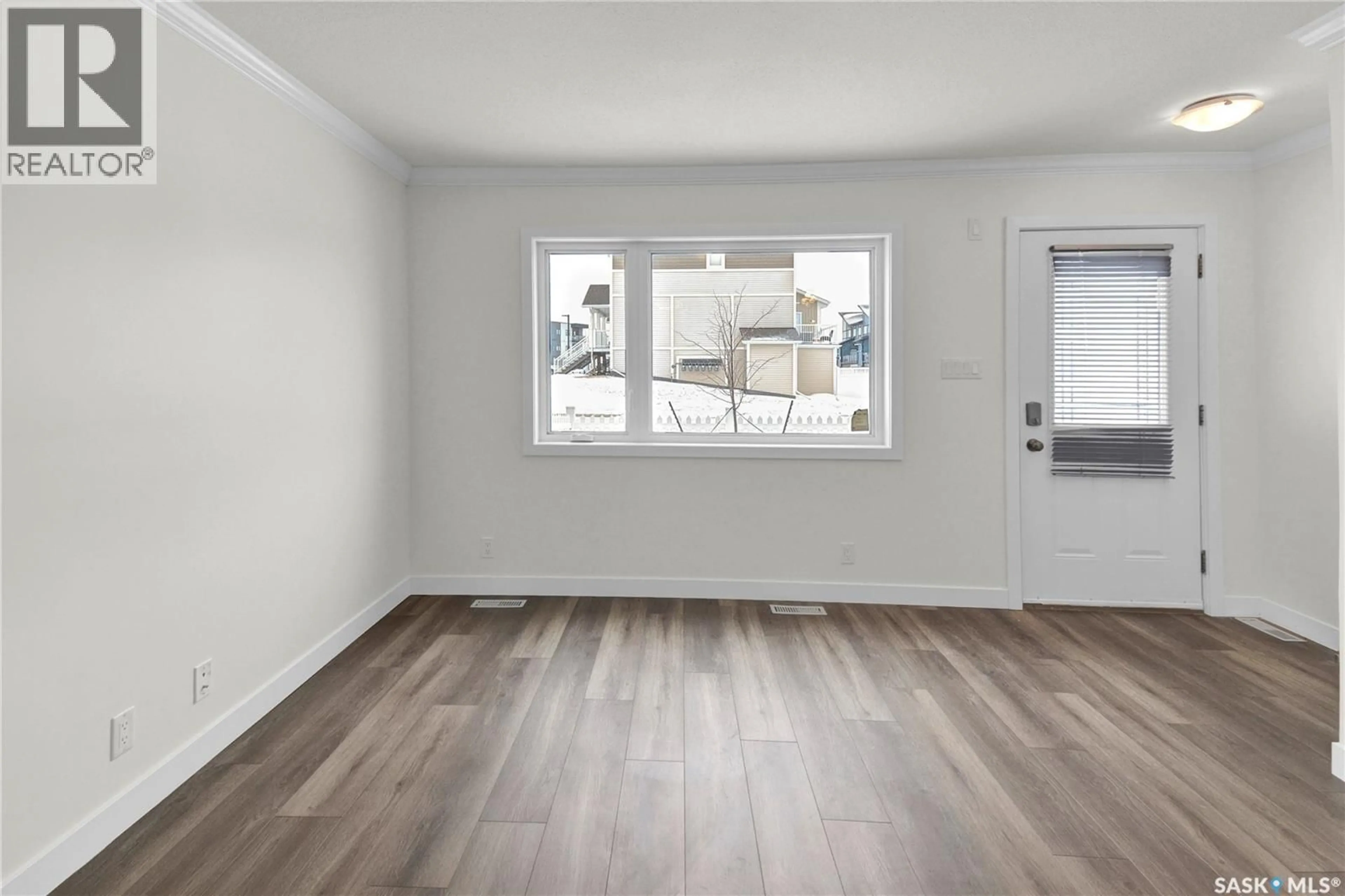 Unknown for 256 250 AKHTAR BEND, Saskatoon Saskatchewan S7W0W4