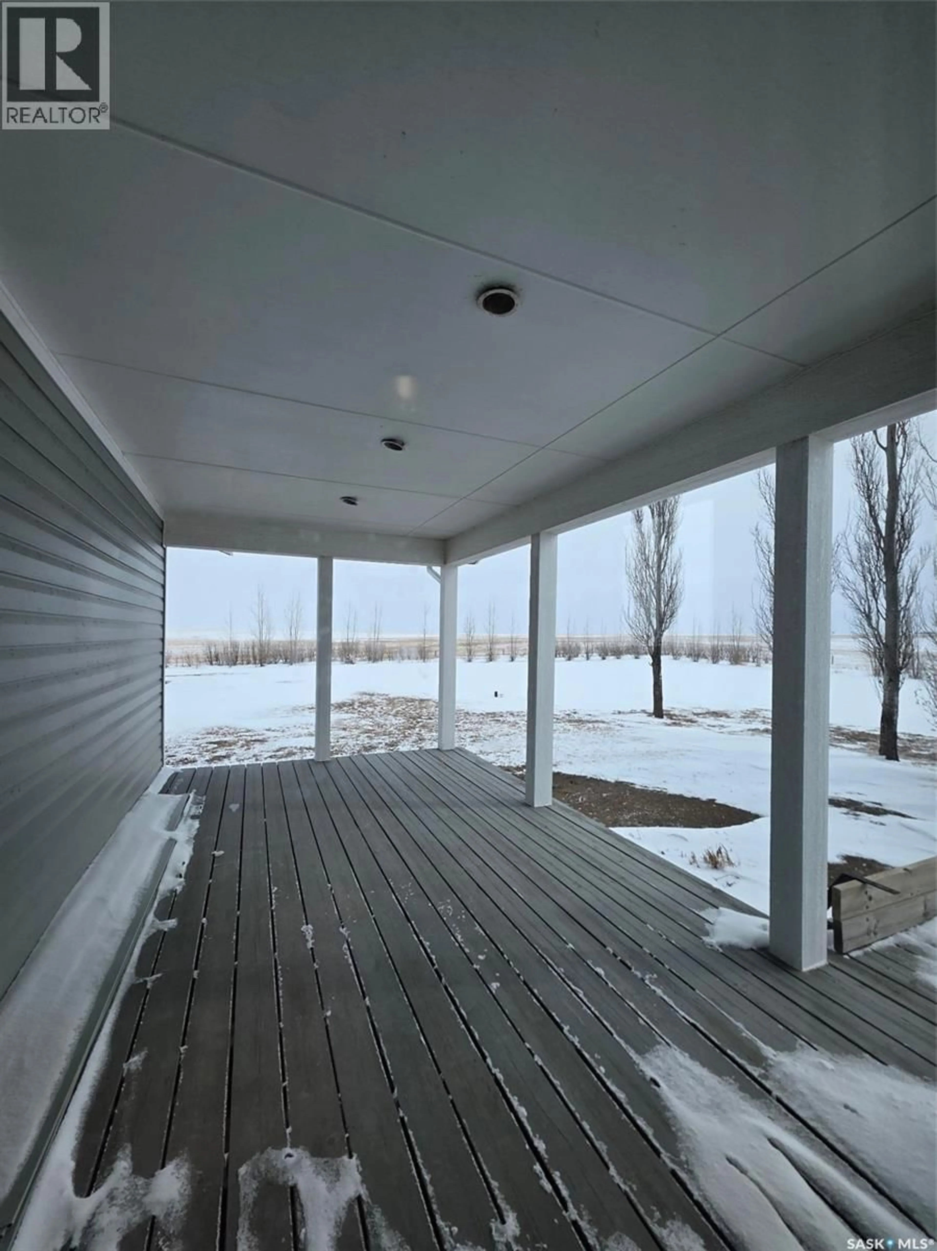 Patio, water/lake/river/ocean view for VIKER ACRES, Saskatchewan Landing Rm No.167 Saskatchewan S0N2P0