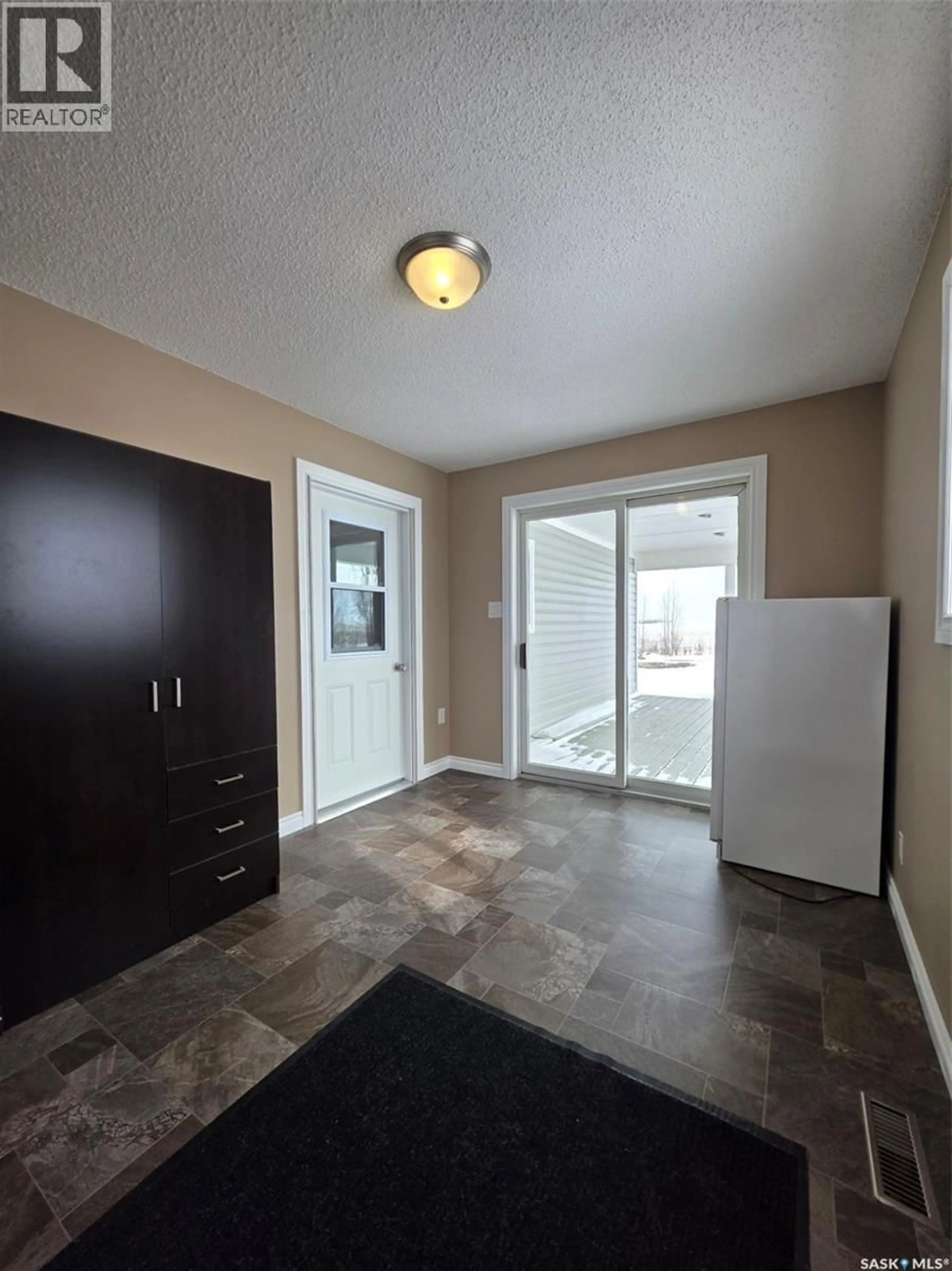 Indoor entryway for VIKER ACRES, Saskatchewan Landing Rm No.167 Saskatchewan S0N2P0