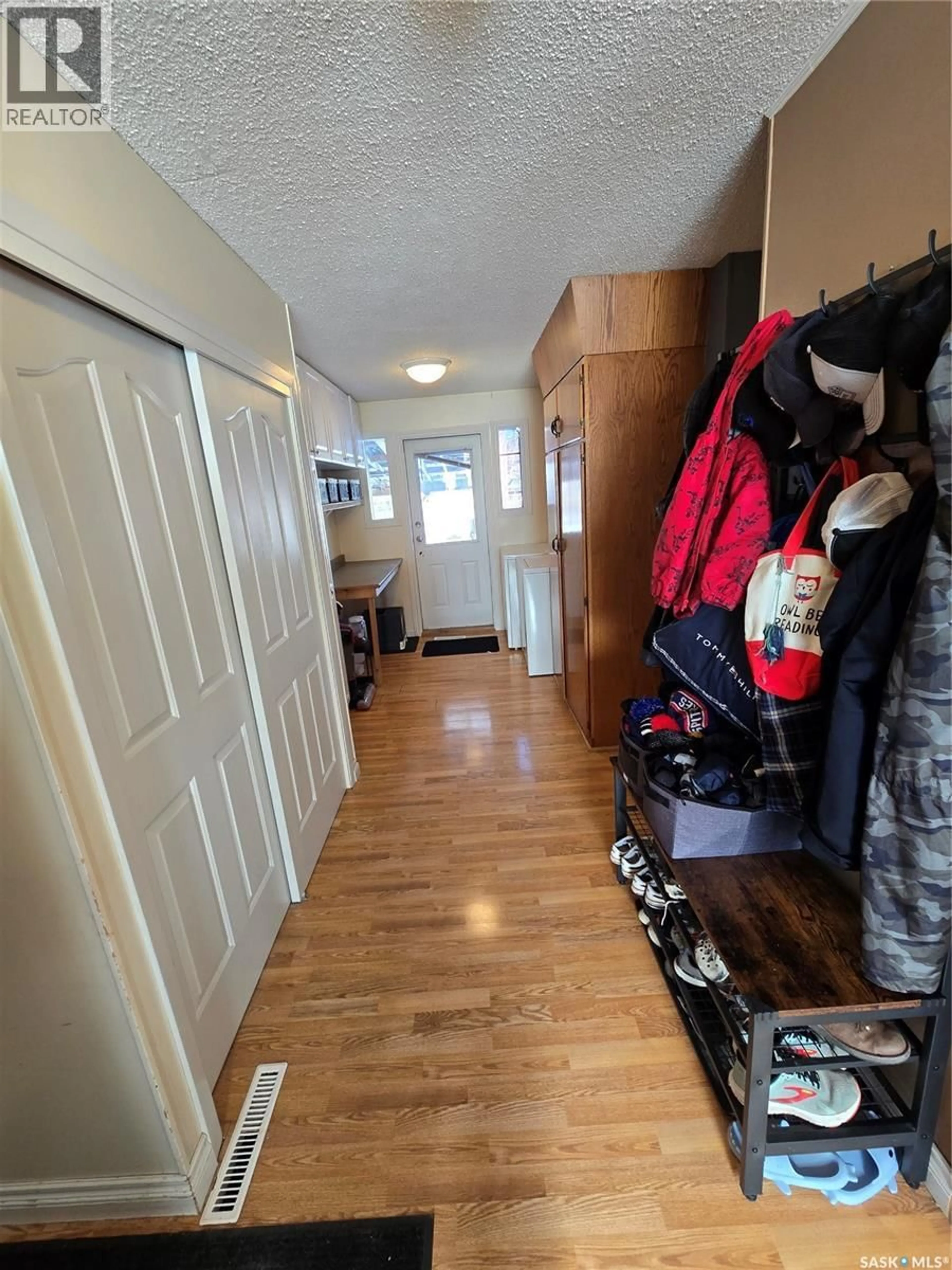 Indoor entryway for 420 MARTIN CRESCENT, Sedley Saskatchewan S0G4K0