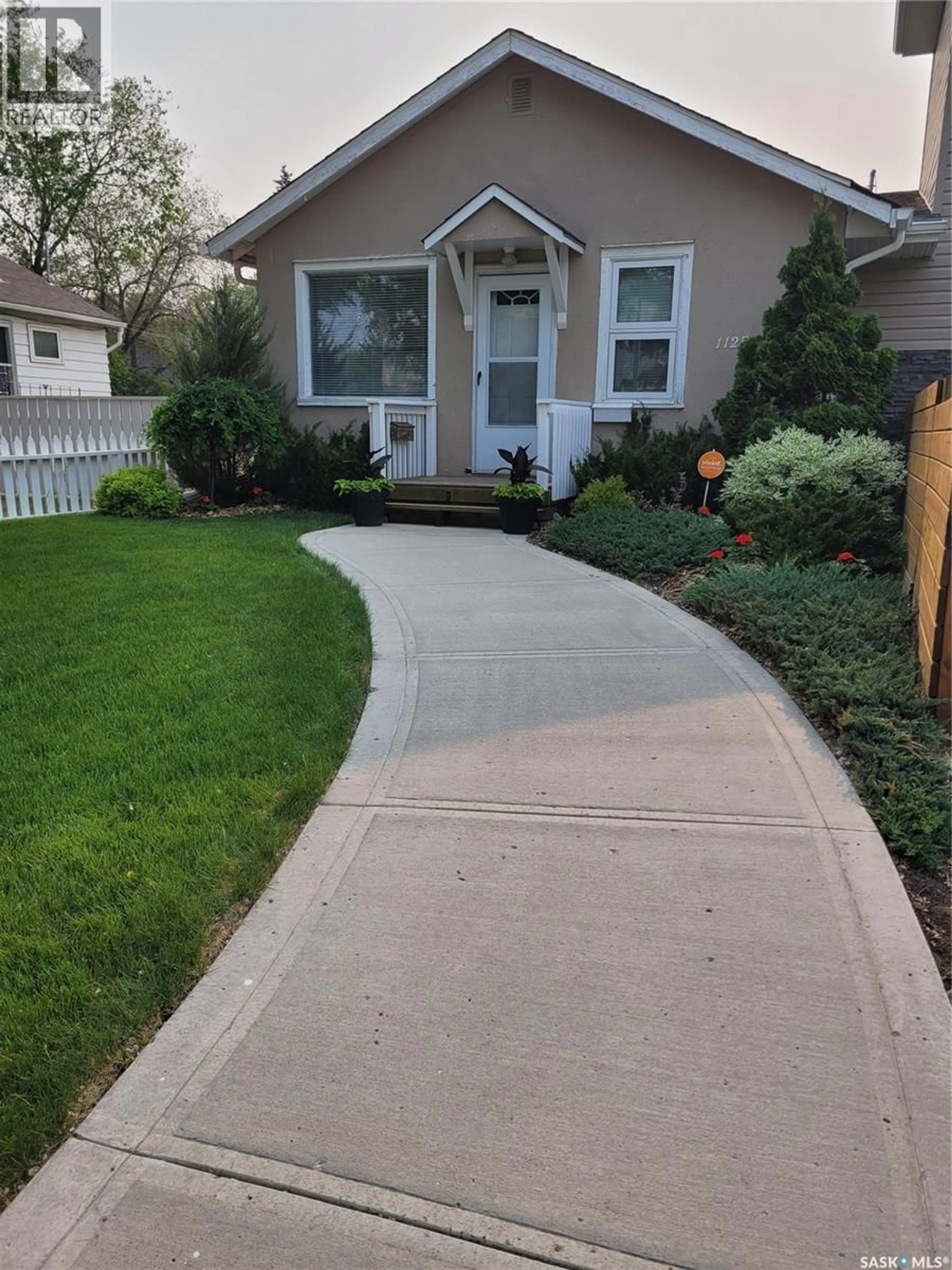 Unknown for 1125 N AVENUE S, Saskatoon Saskatchewan S7M2P7