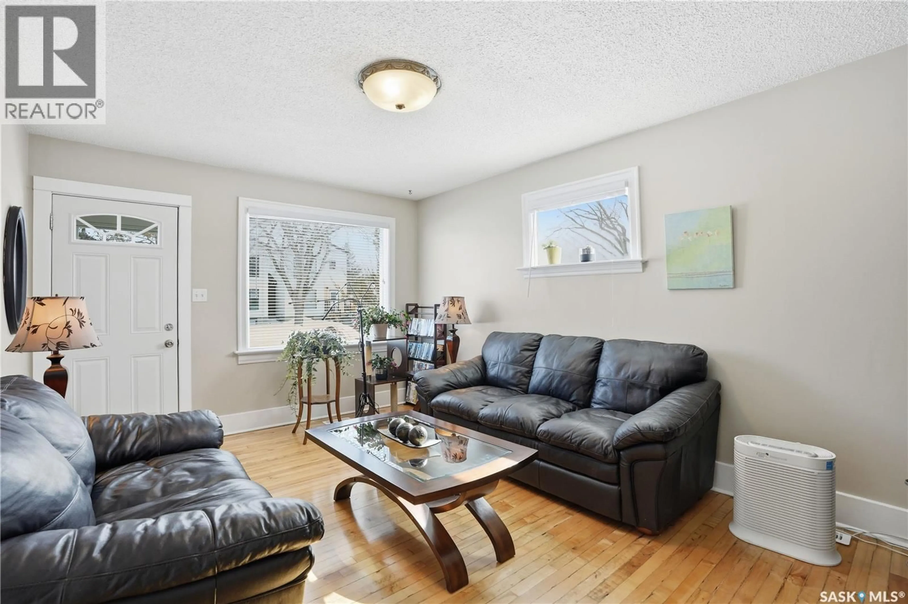 Unknown for 1125 N AVENUE S, Saskatoon Saskatchewan S7M2P7