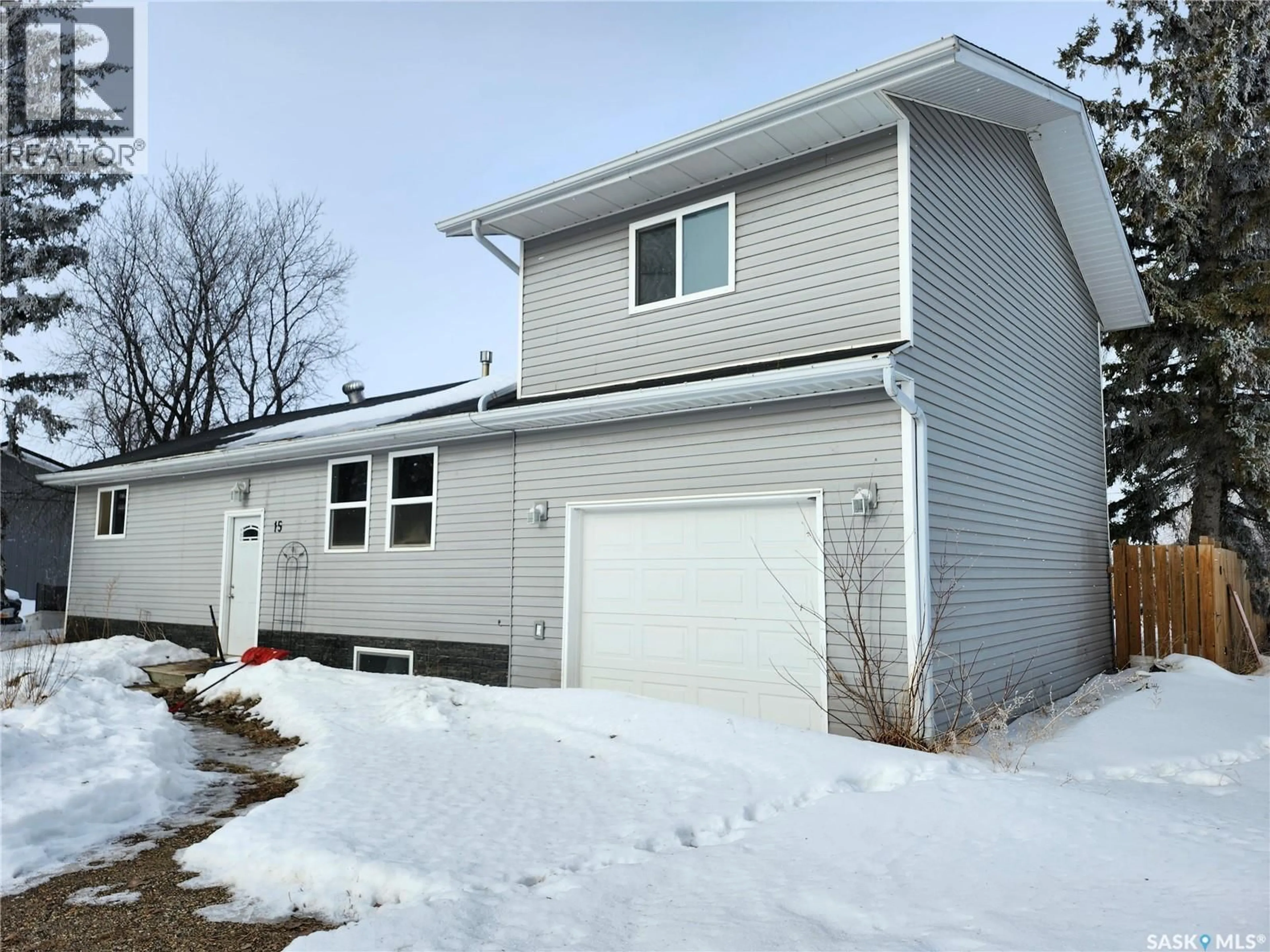 Home with vinyl exterior material, street for 15 WALKER AVENUE, Yarbo Saskatchewan S0A4V0