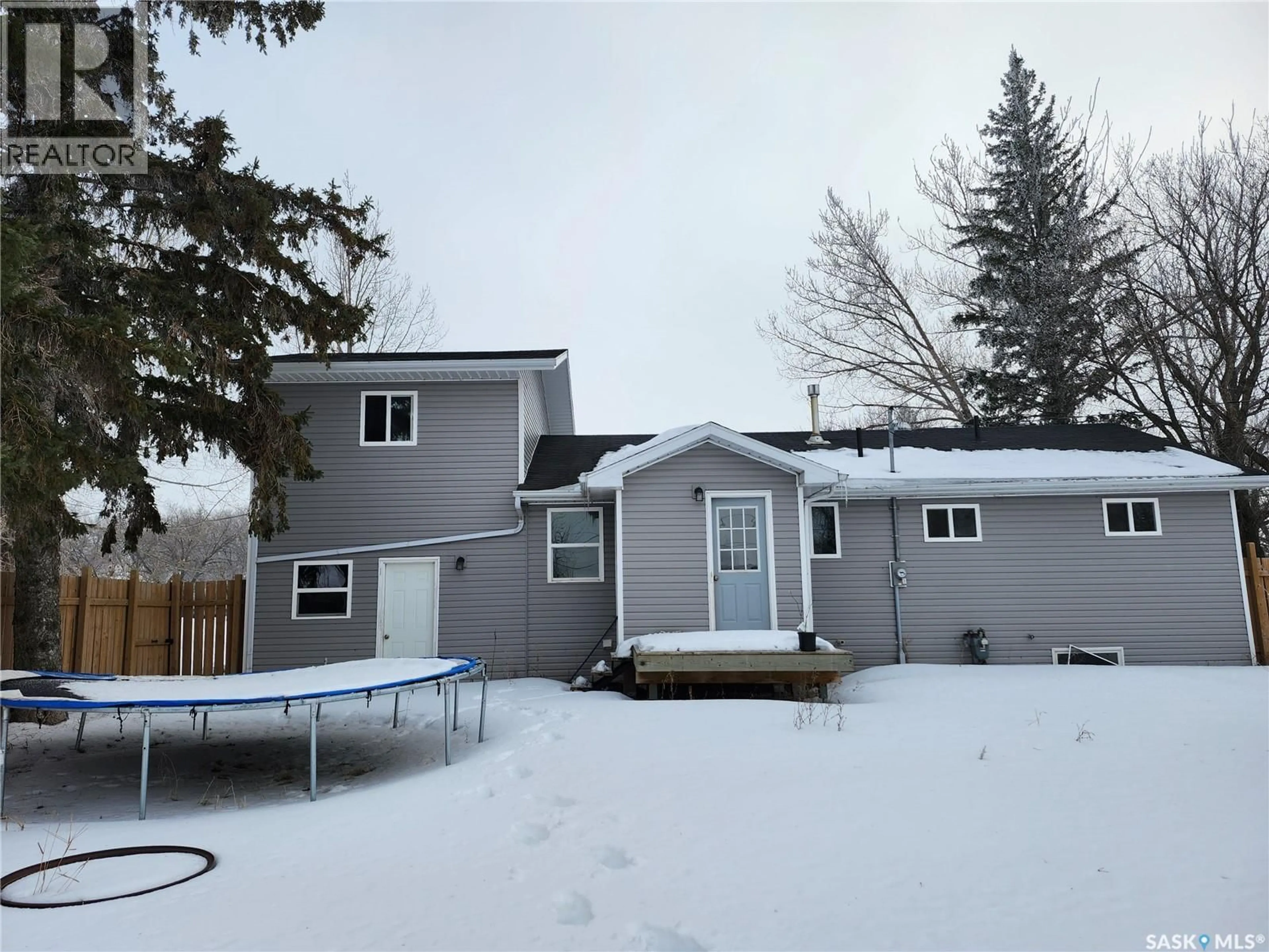 A pic from outside/outdoor area/front of a property/back of a property/a pic from drone, unknown for 15 WALKER AVENUE, Yarbo Saskatchewan S0A4V0