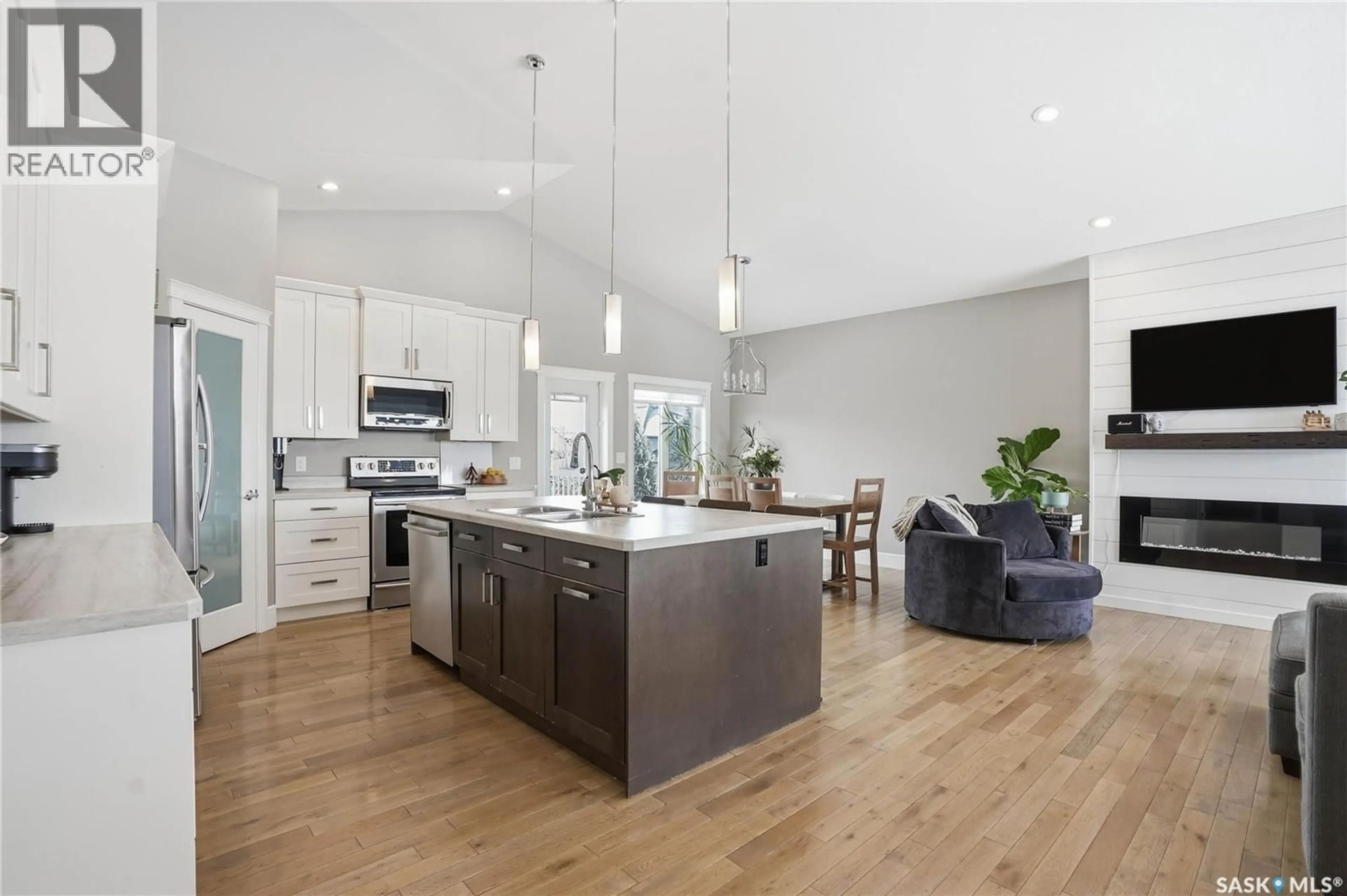 Unknown for 504 SNEAD LANE, Warman Saskatchewan S0K4S2