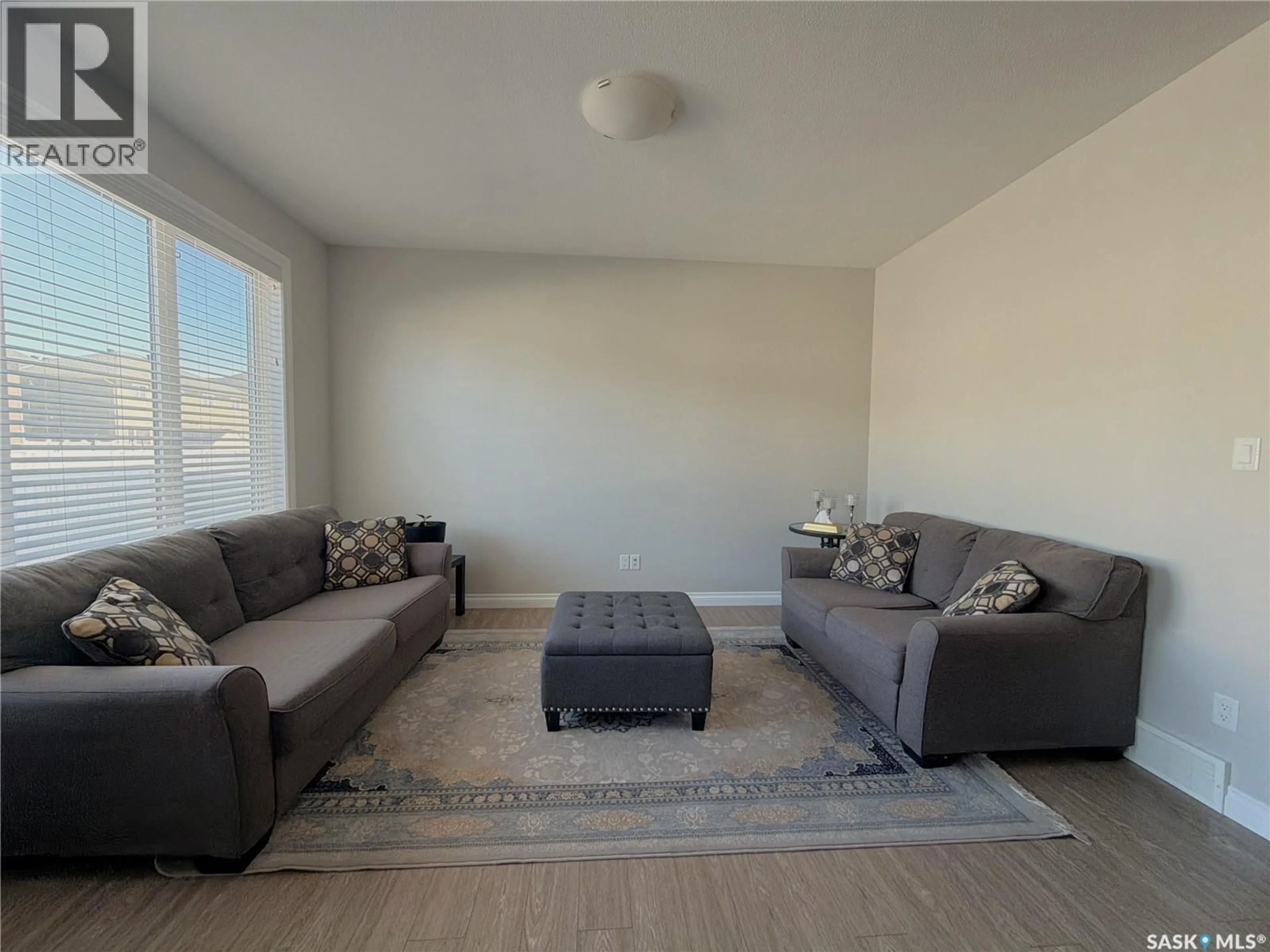 Unknown for E - 4718 GREEN BROOKS WAY, Regina Saskatchewan S4V3K6