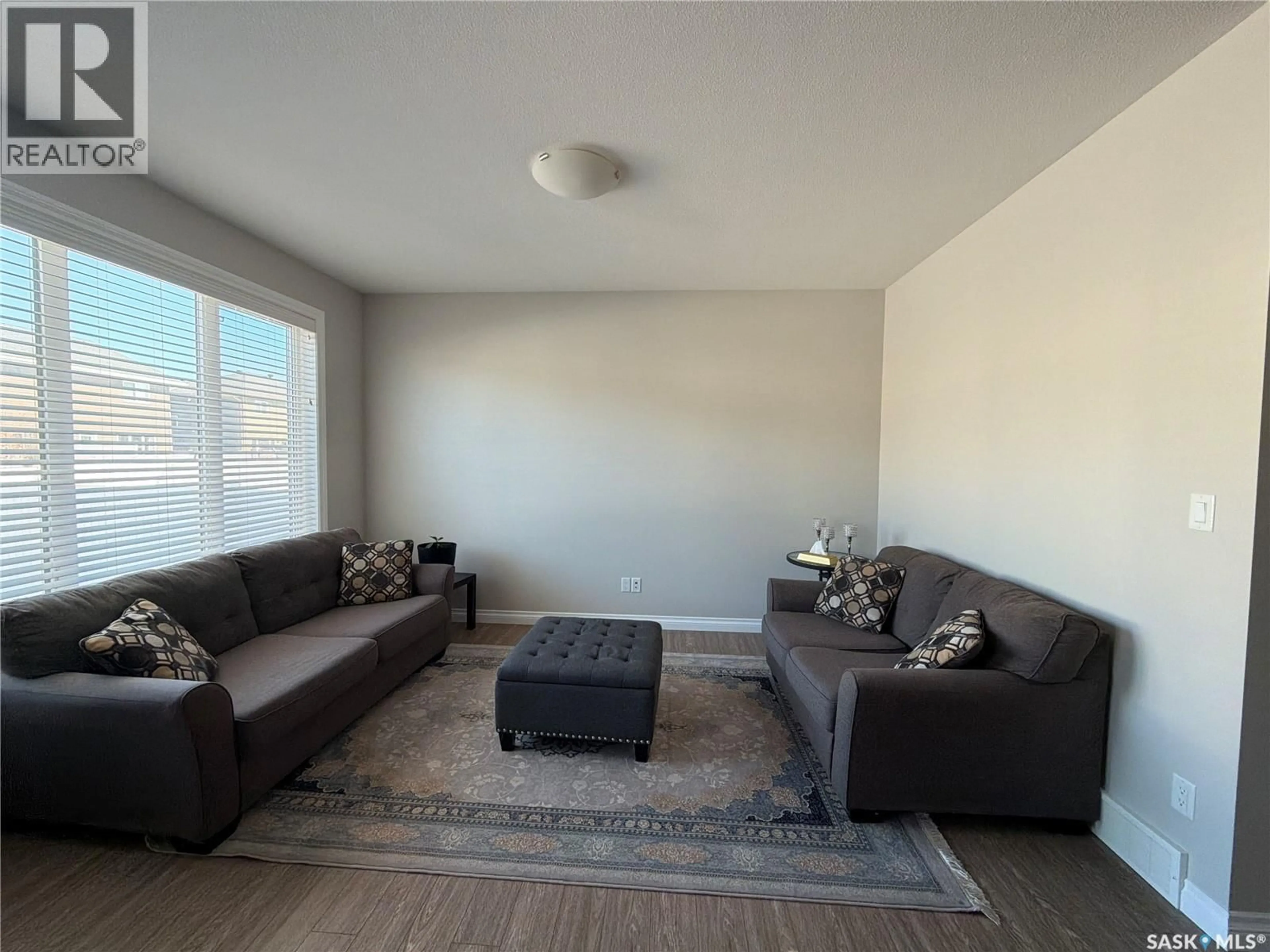 Unknown for E - 4718 GREEN BROOKS WAY, Regina Saskatchewan S4V3K6