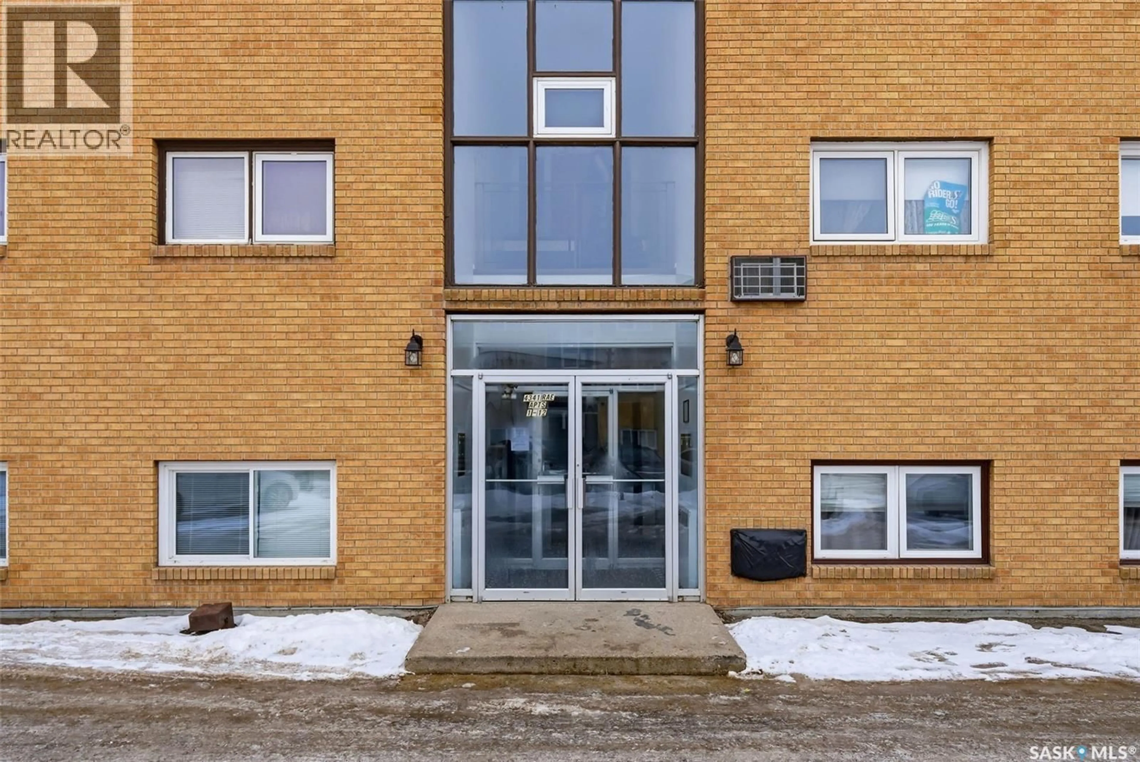 Unknown for 3 - 4341 RAE STREET, Regina Saskatchewan S4S3B2