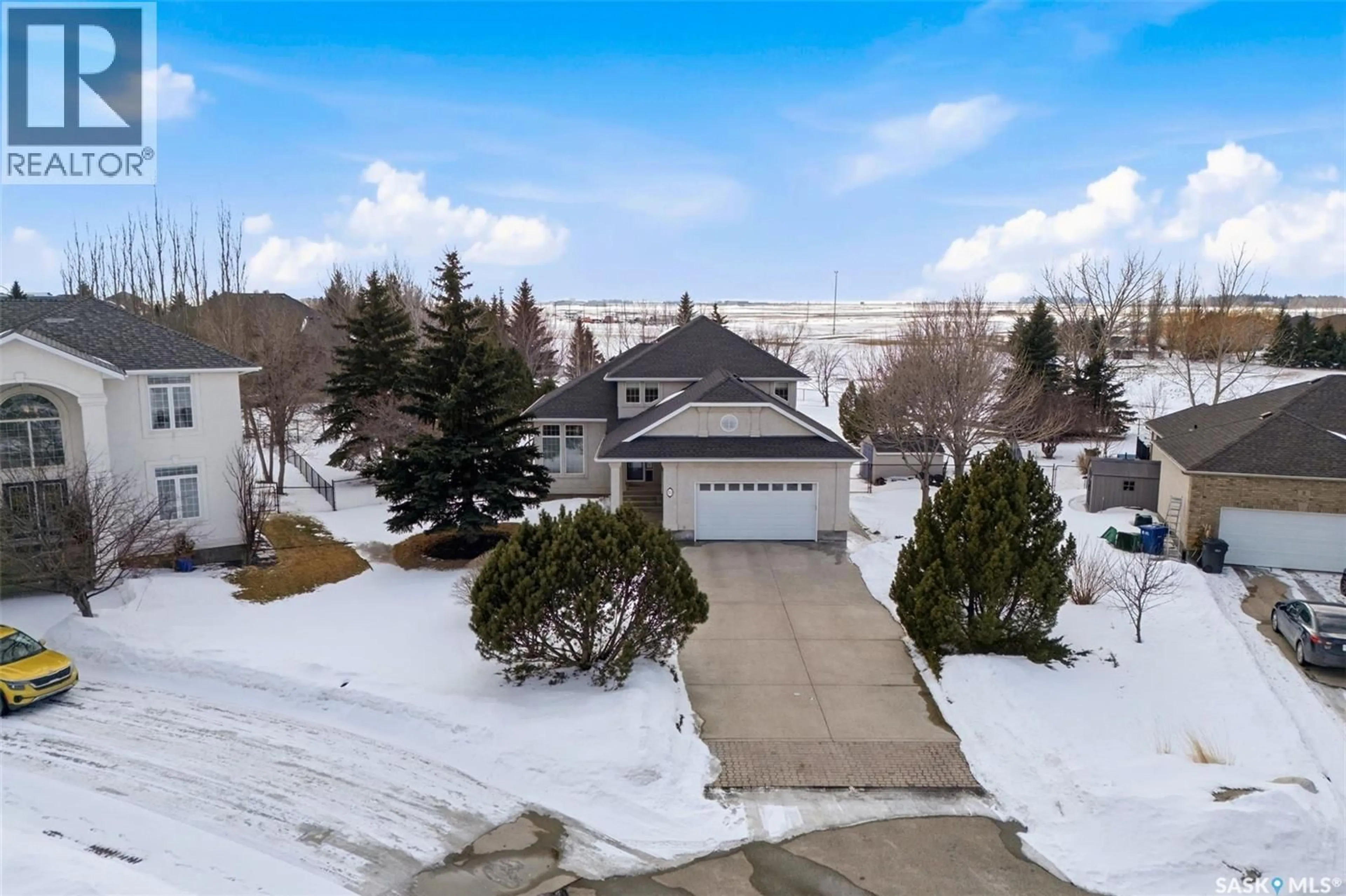 A pic from outside/outdoor area/front of a property/back of a property/a pic from drone, street for 10 NELSON PLACE, Edenwold Rm No.158 Saskatchewan S4L1C2