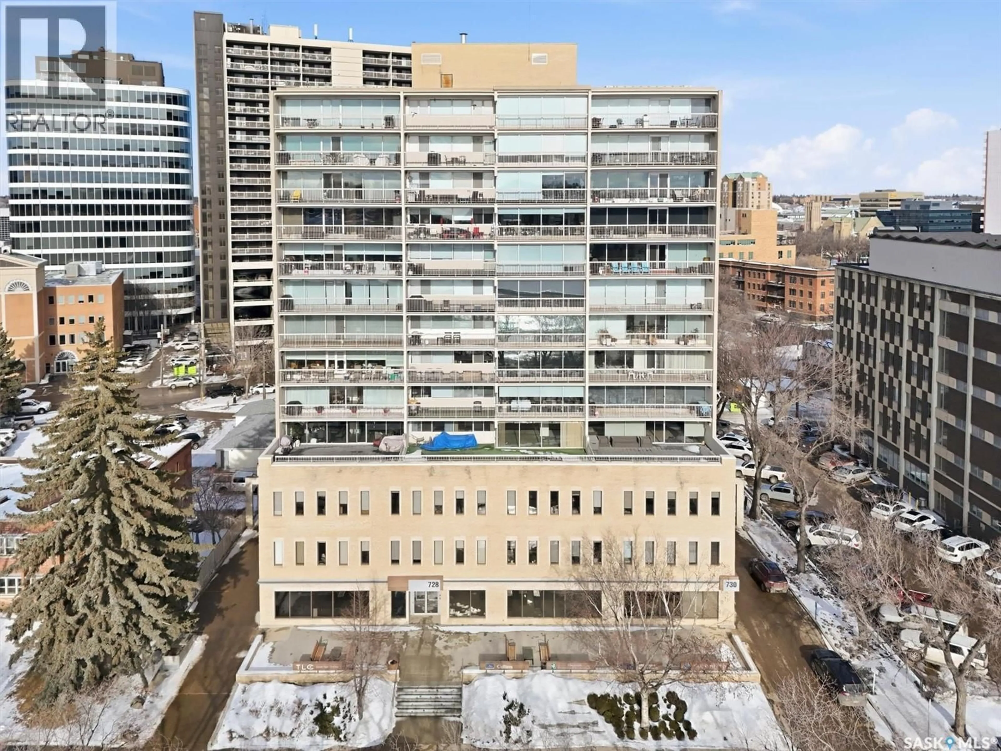 A pic from outside/outdoor area/front of a property/back of a property/a pic from drone, city buildings view from balcony for 730 - 1001 SPADINA CRESCENT E, Saskatoon Saskatchewan S7K4H7
