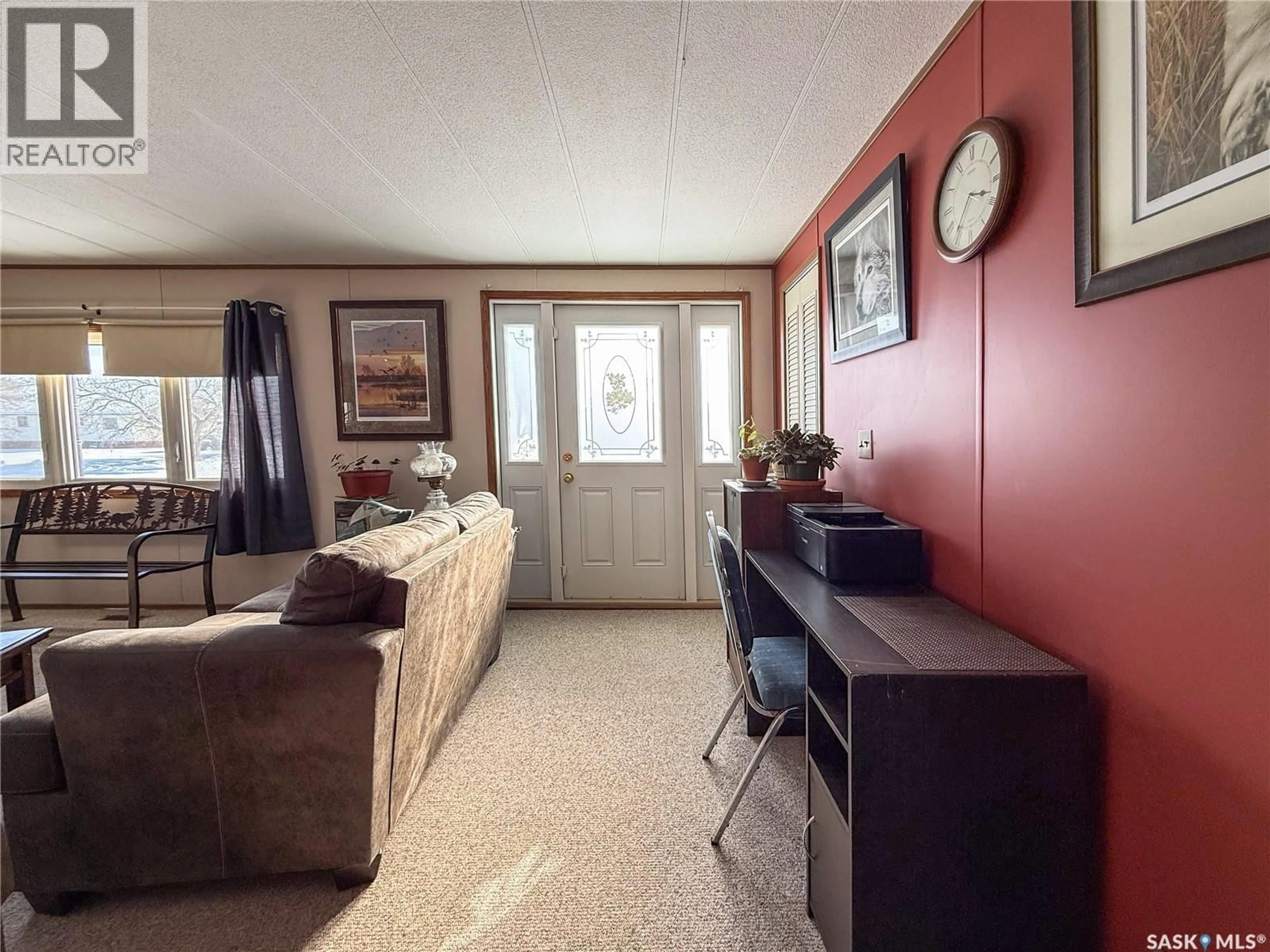 Unknown for 201 - 203 4TH AVENUE, Climax Saskatchewan S0N0N0