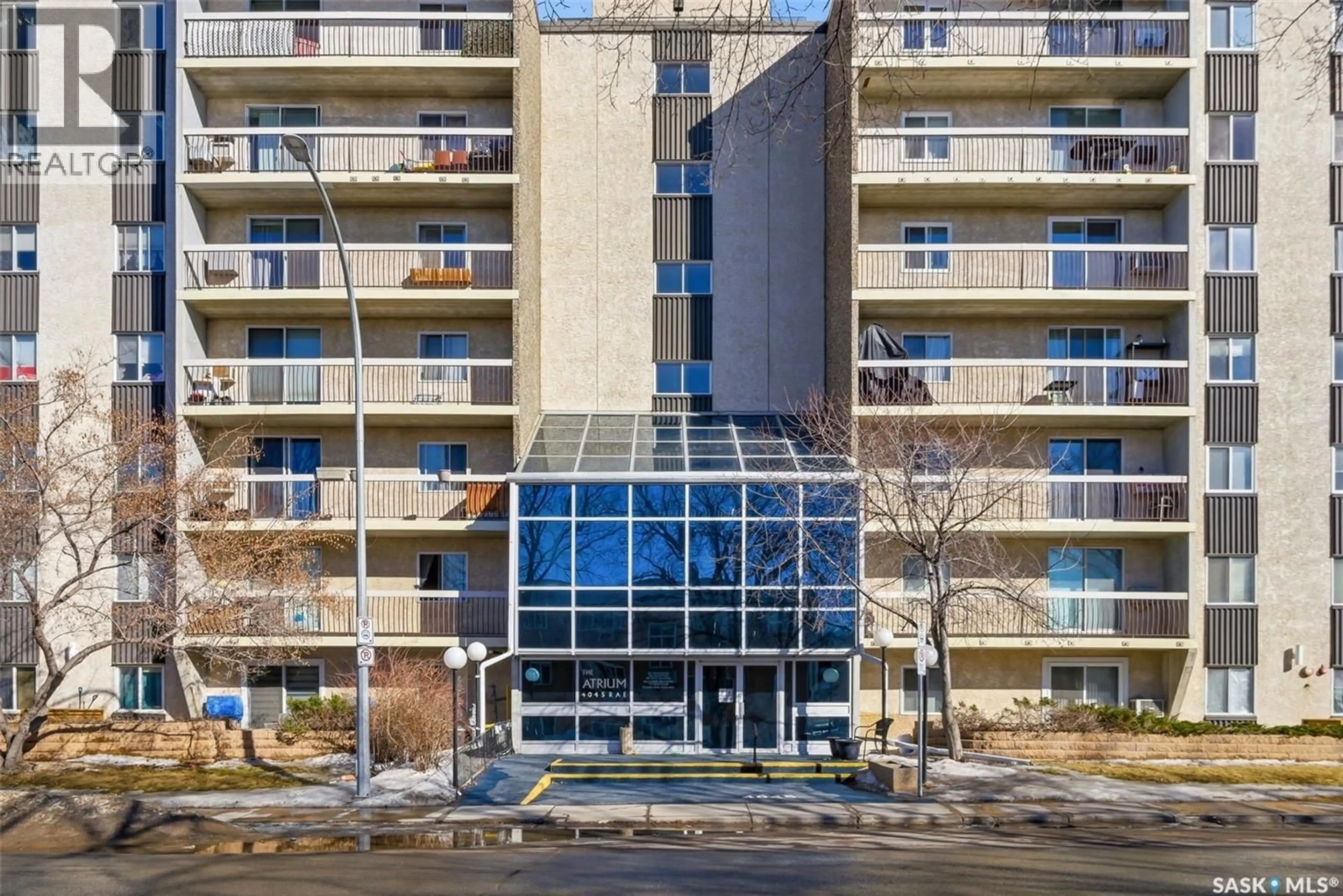 Indoor foyer for 109 - 4045 RAE STREET, Regina Saskatchewan S4S6Y8
