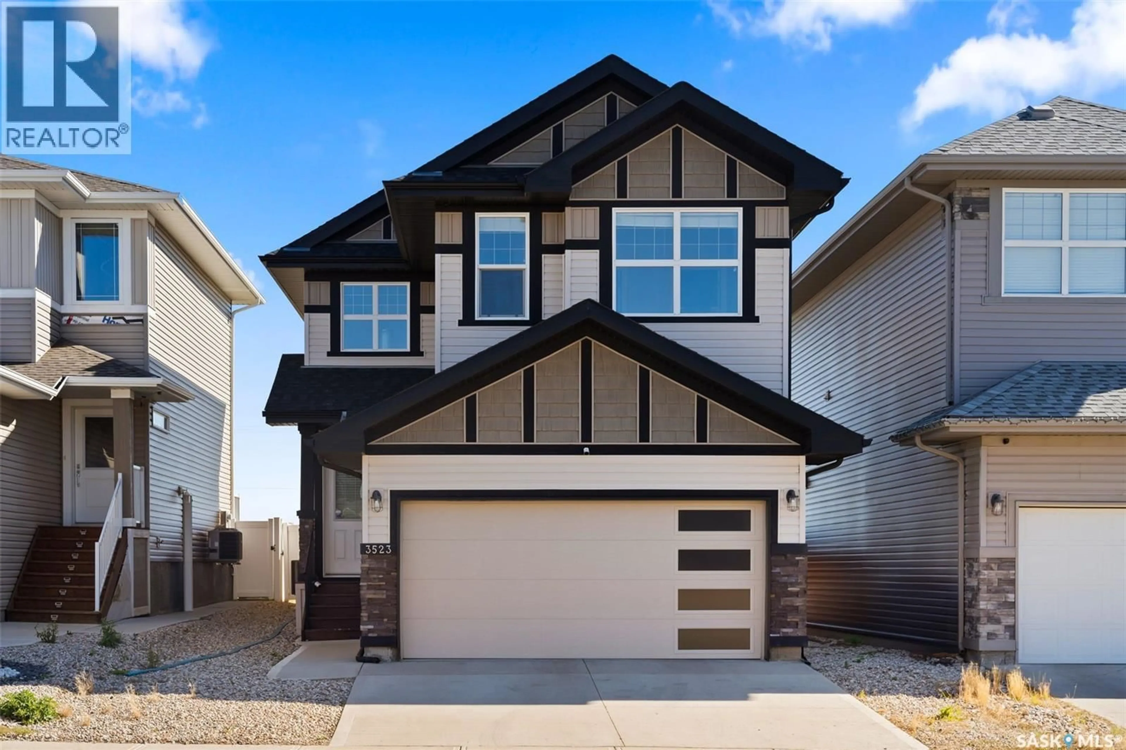 Home with vinyl exterior material, street for 3523 GREEN TURTLE ROAD, Regina Saskatchewan S4V3N8