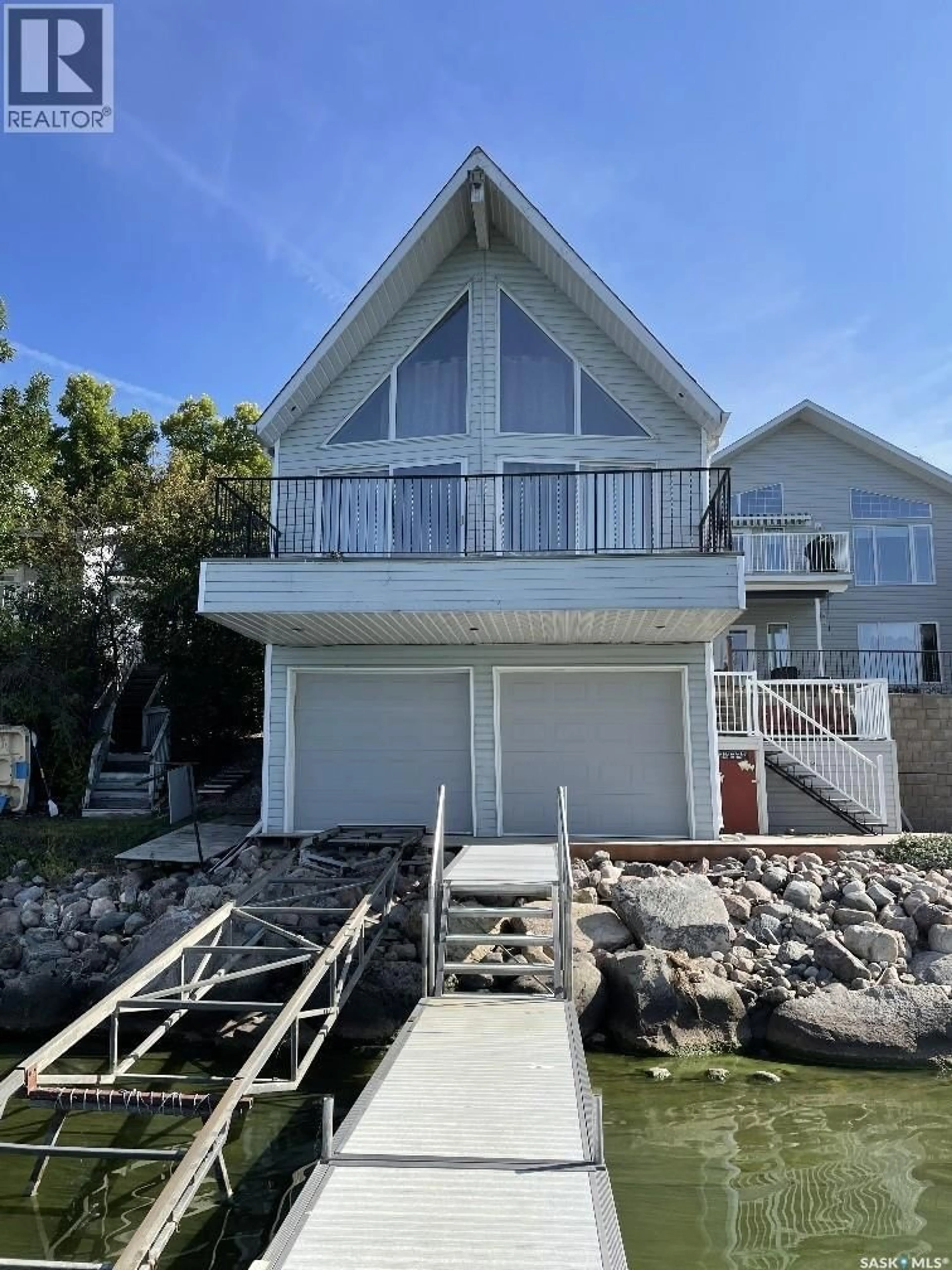 Home with vinyl exterior material, water/lake/river/ocean view for 368 SOUTH KATEPWA DRIVE, Katepwa Beach Saskatchewan S0A0A0