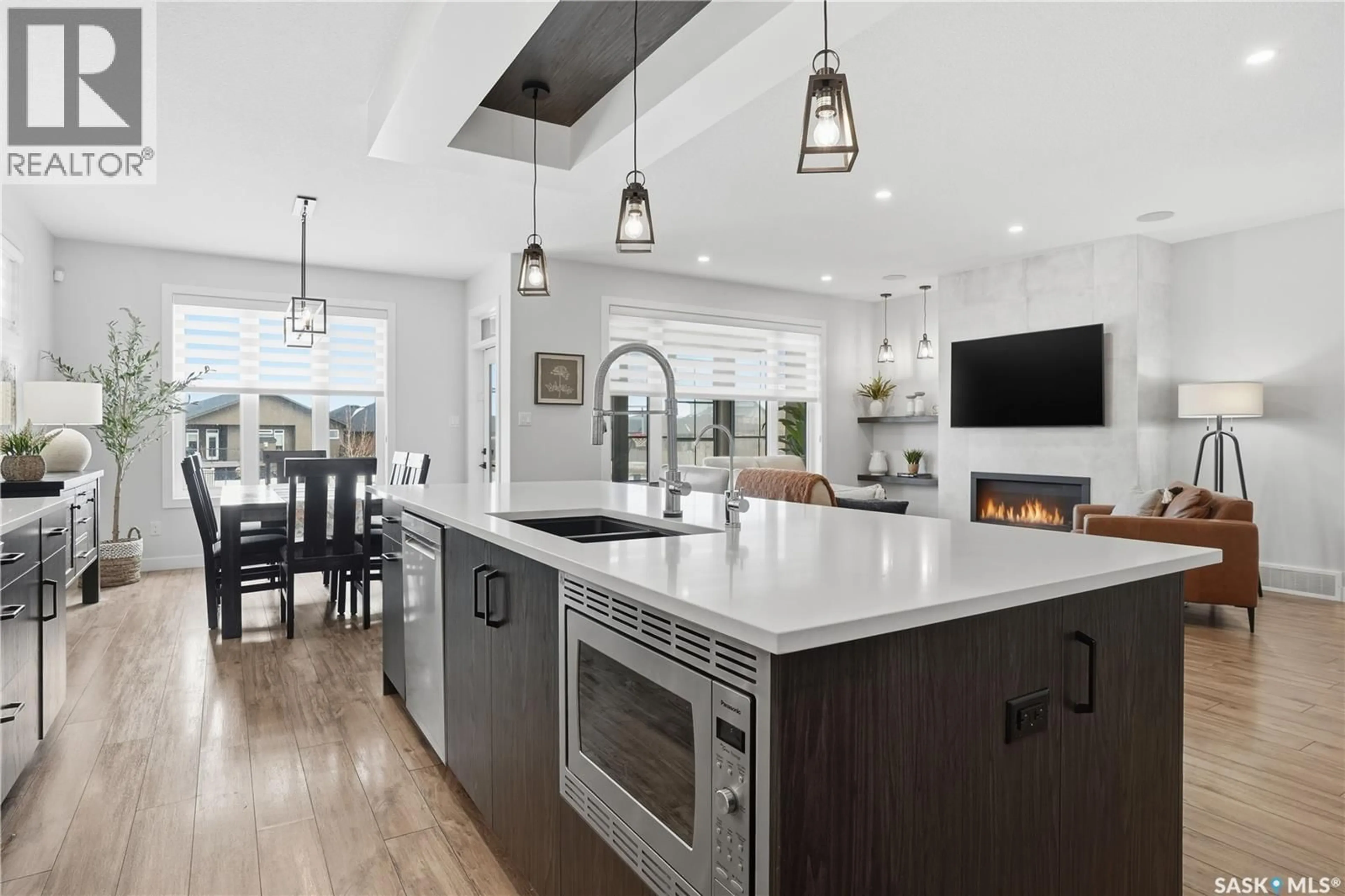 Open concept kitchen, unknown for 4418 SAGE CRESCENT, Regina Saskatchewan S4V3H7