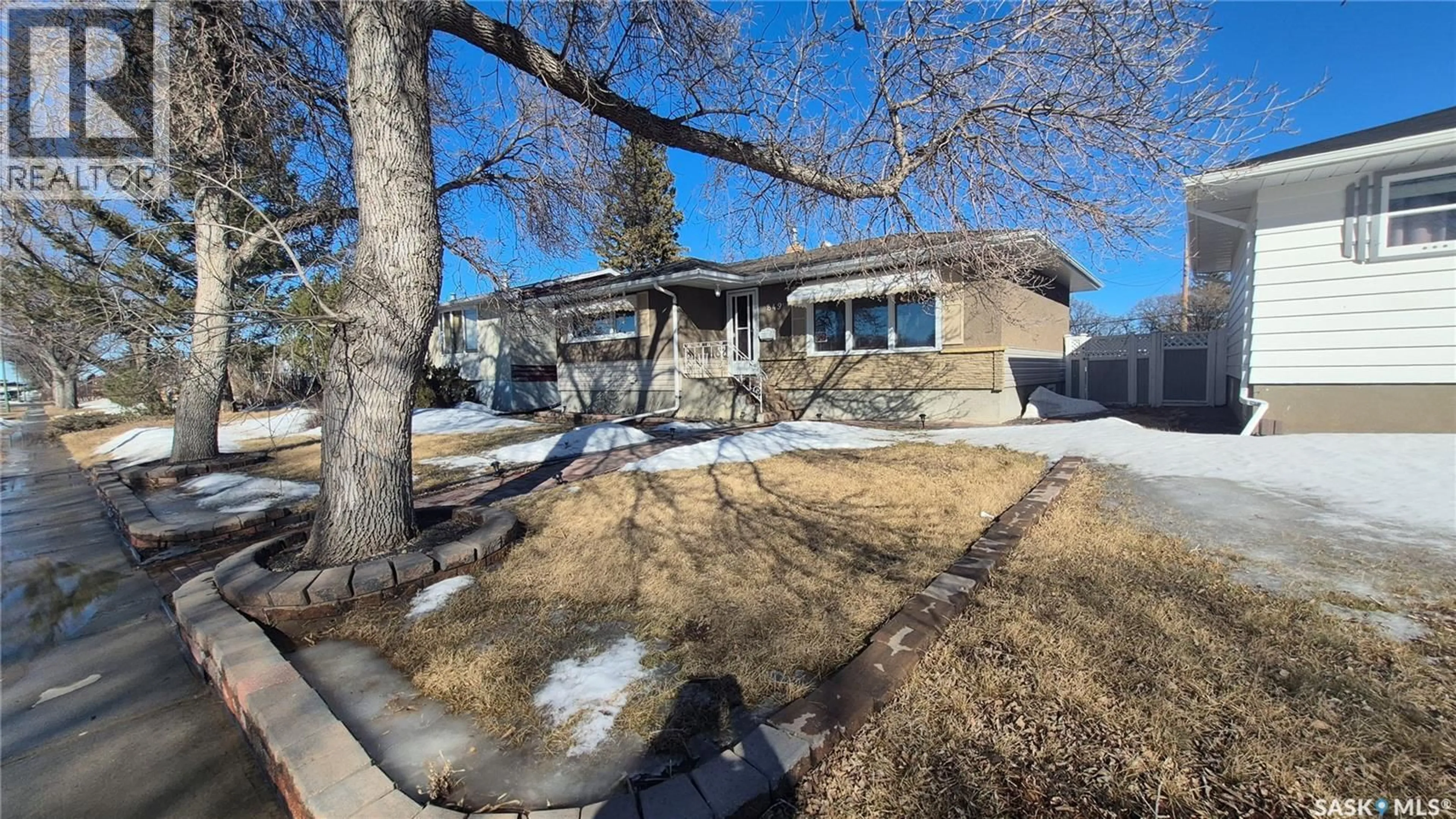 A pic from outside/outdoor area/front of a property/back of a property/a pic from drone, street for 849 MCINTOSH STREET, Regina Saskatchewan S4T5B5