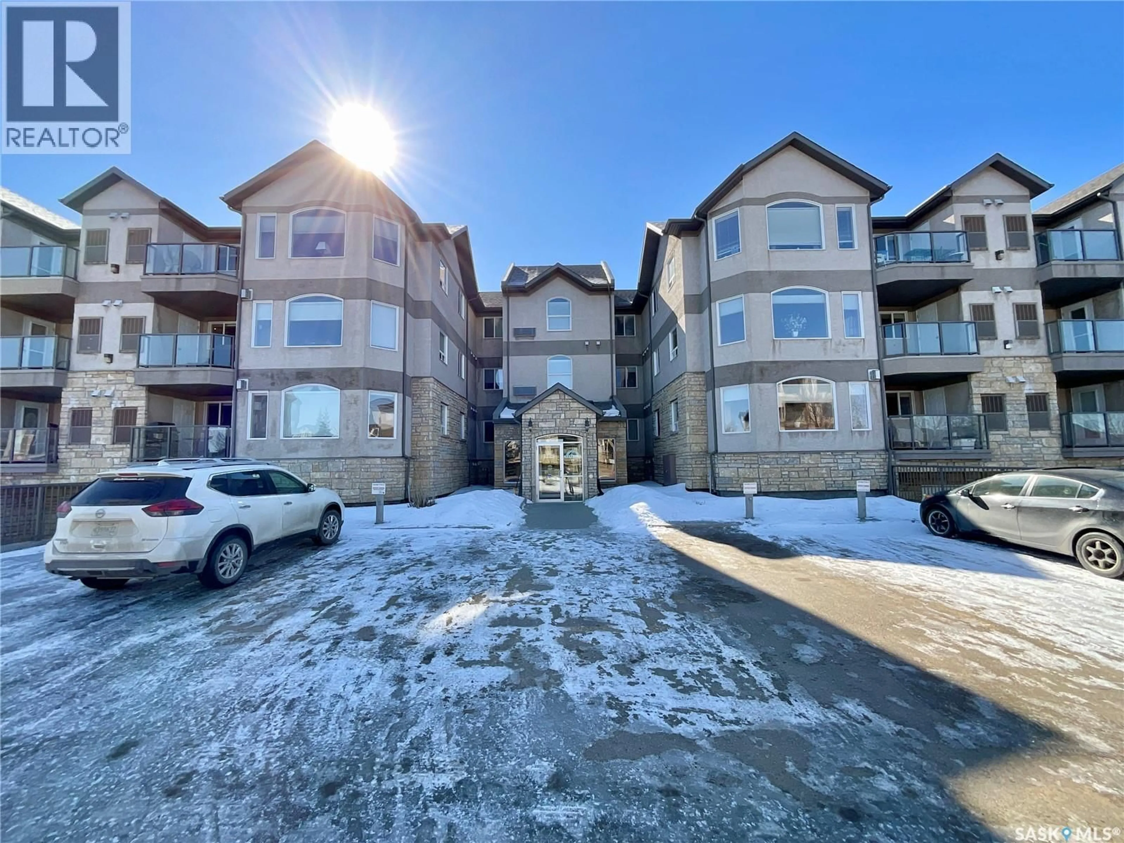 A pic from outside/outdoor area/front of a property/back of a property/a pic from drone, unknown for 203 - 1225 STOCKTON STREET, Regina Saskatchewan S4X0A3