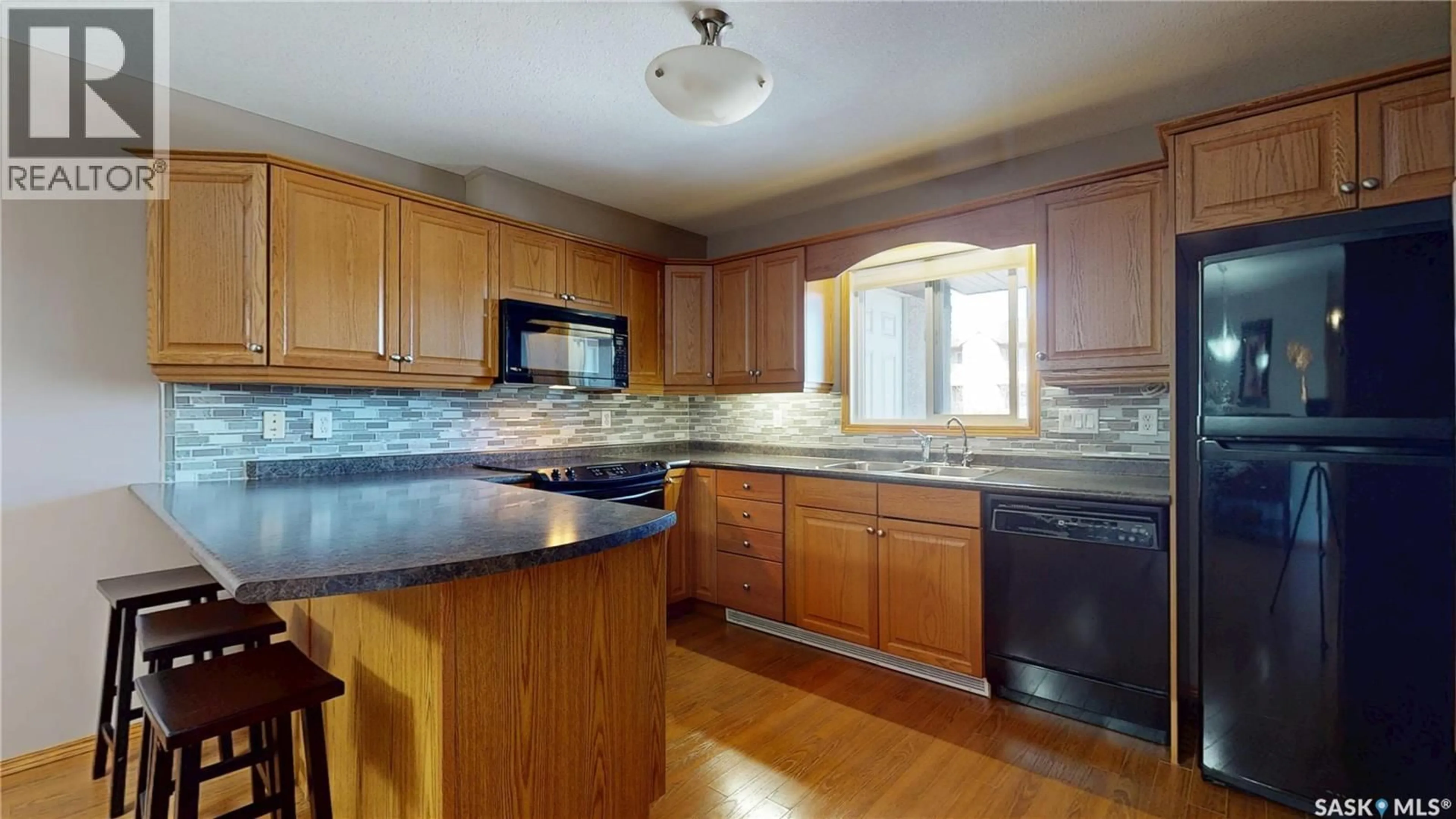 Unknown for 203 - 1225 STOCKTON STREET, Regina Saskatchewan S4X0A3