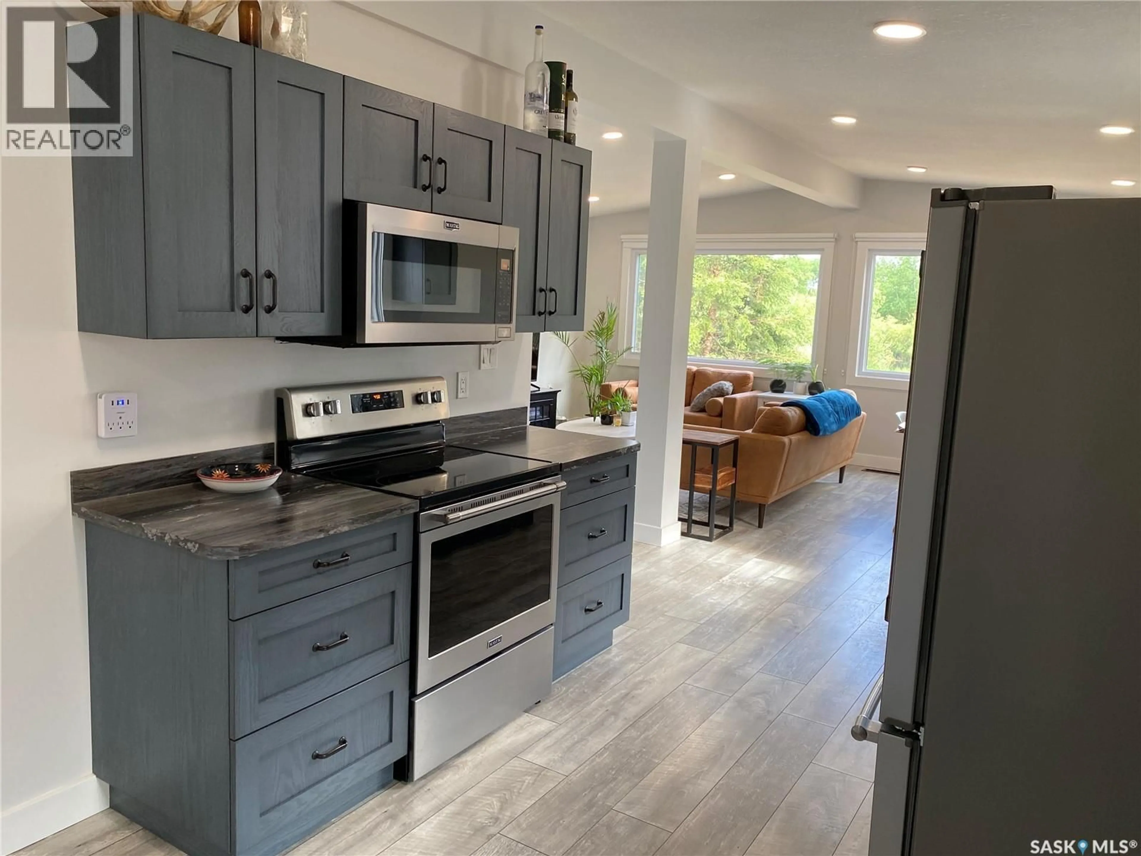 Open concept kitchen, unknown for 408 CAPALANO DRIVE, Good Lake Rm No. 274 Saskatchewan S0A0L1