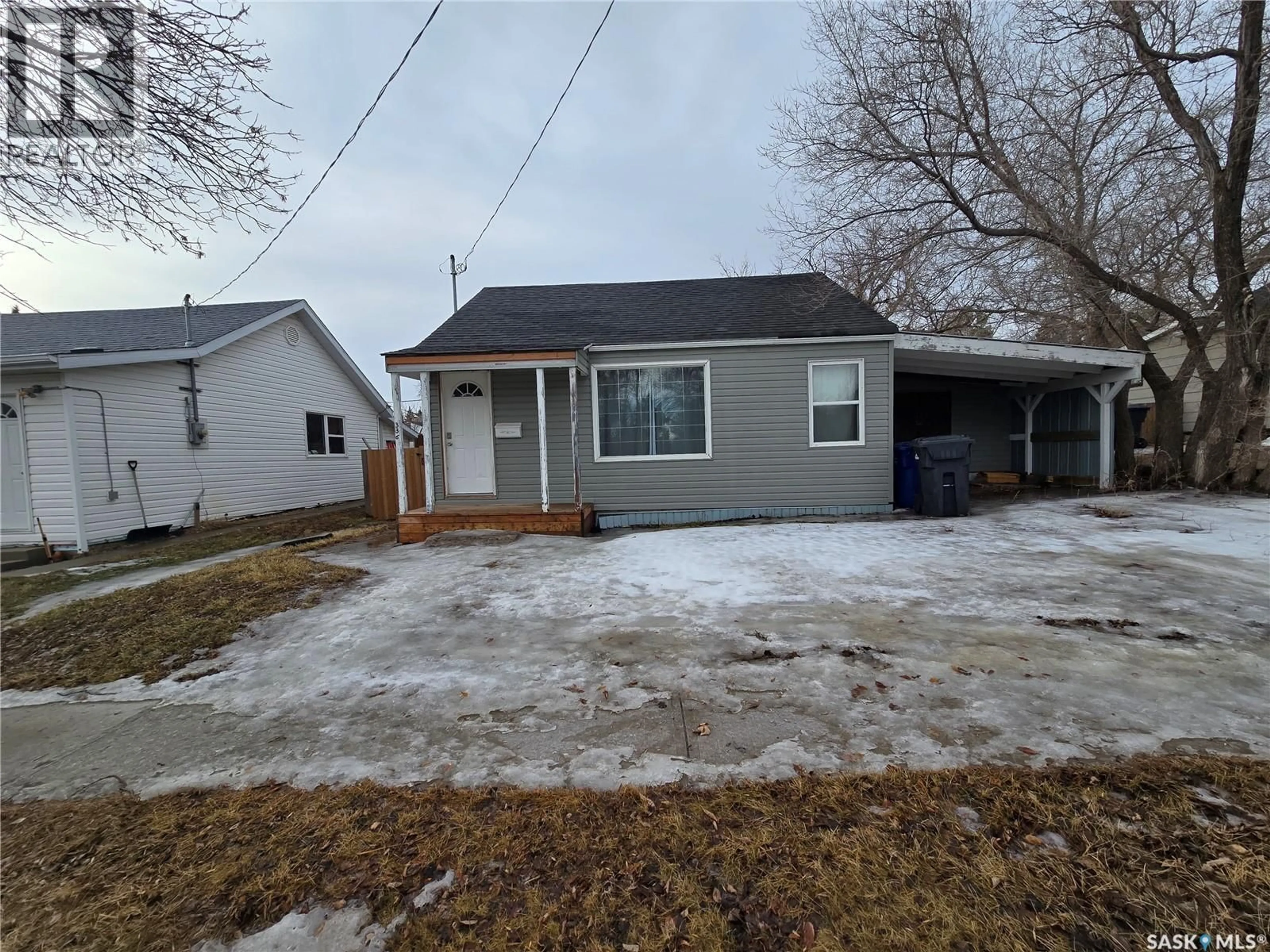 Unknown for 336 2ND AVENUE SE, Weyburn Saskatchewan S4H1X1