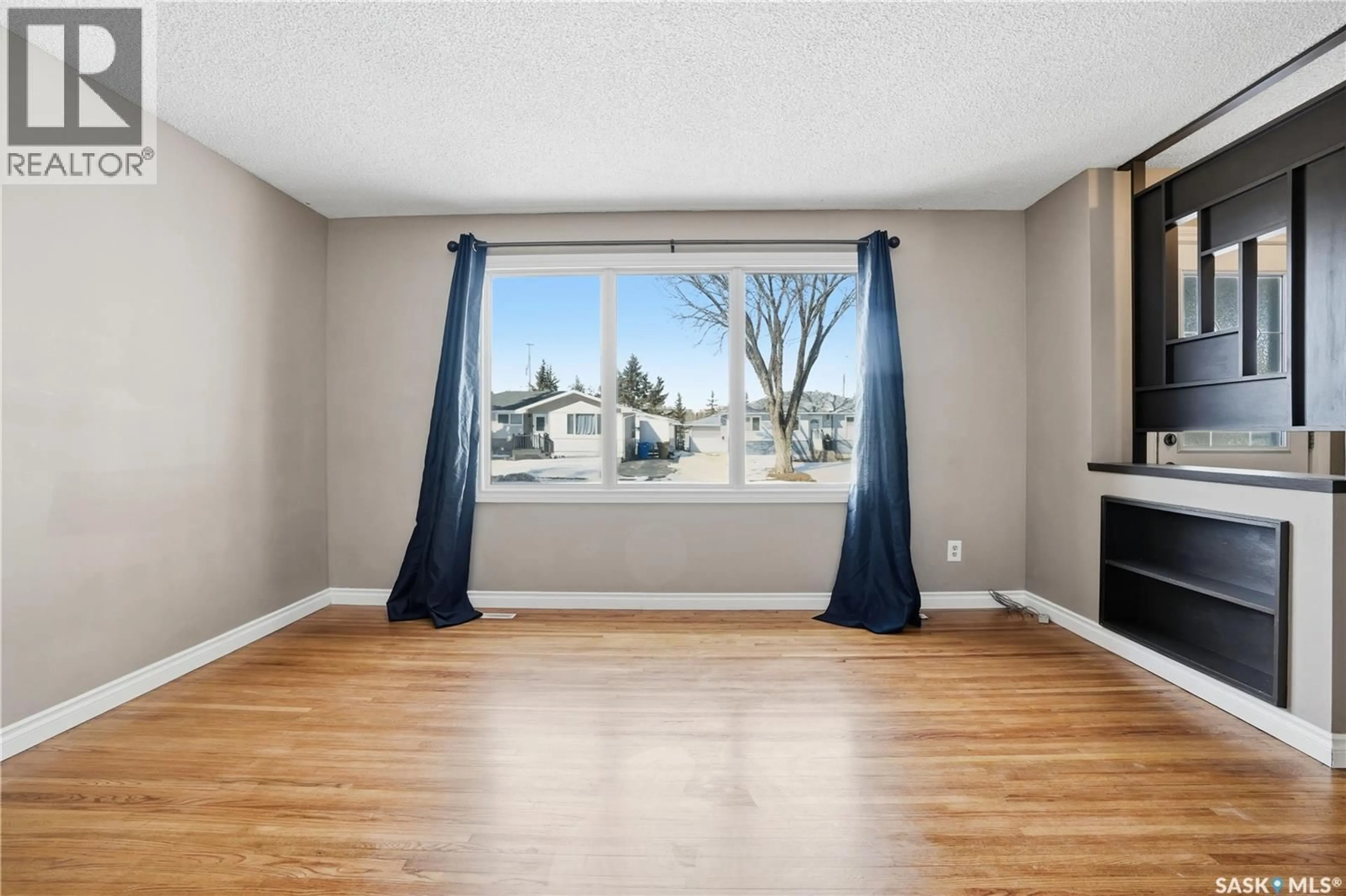 A pic of a room for 115 MCCAUL CRESCENT, Regina Saskatchewan S4R3X4