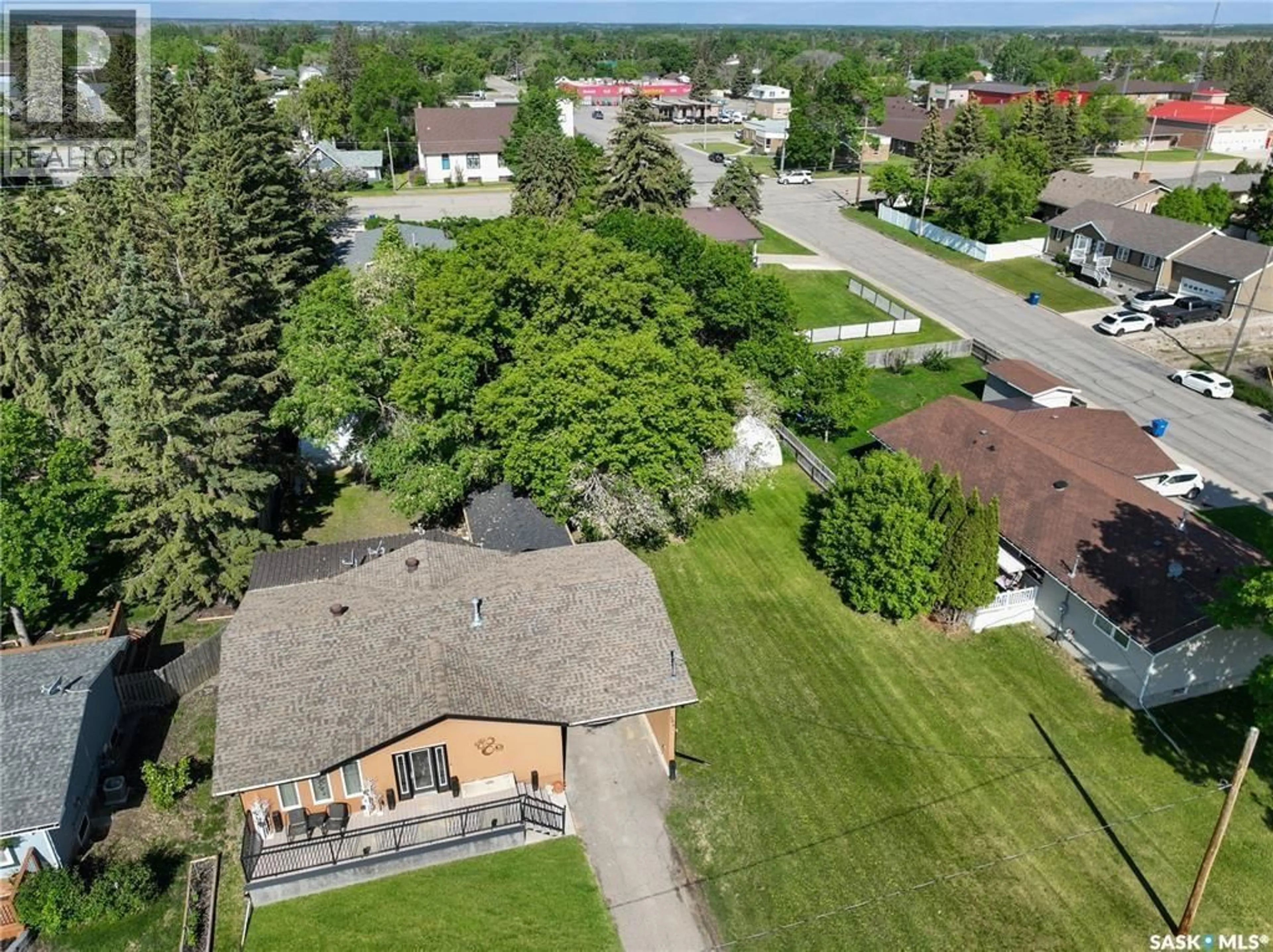 A pic from outside/outdoor area/front of a property/back of a property/a pic from drone, street for 540 STANLEY STREET, Esterhazy Saskatchewan S0A0X0