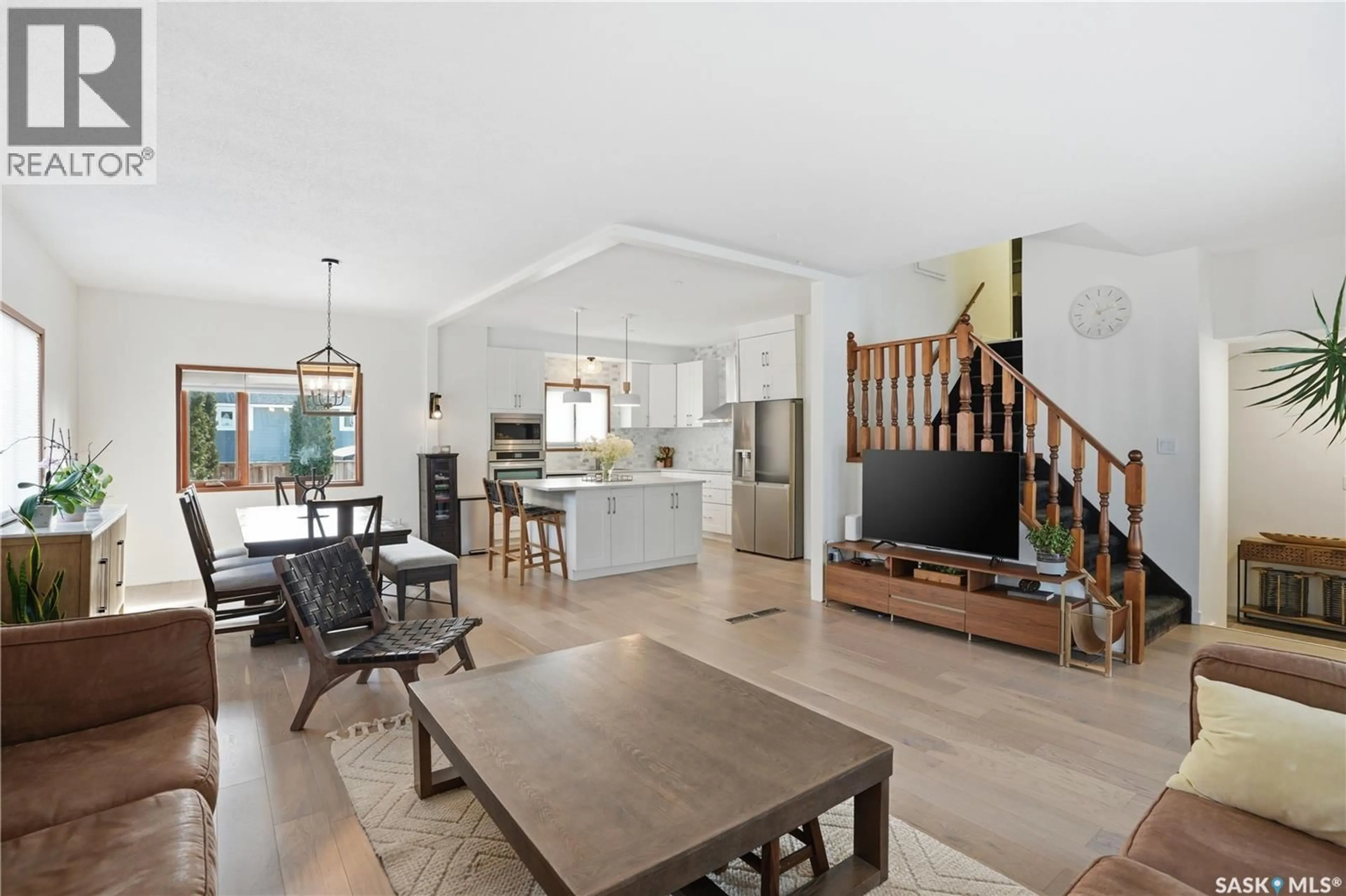 Open concept kitchen, unknown for 339 STECHISHIN WAY, Saskatoon Saskatchewan S7K5P9