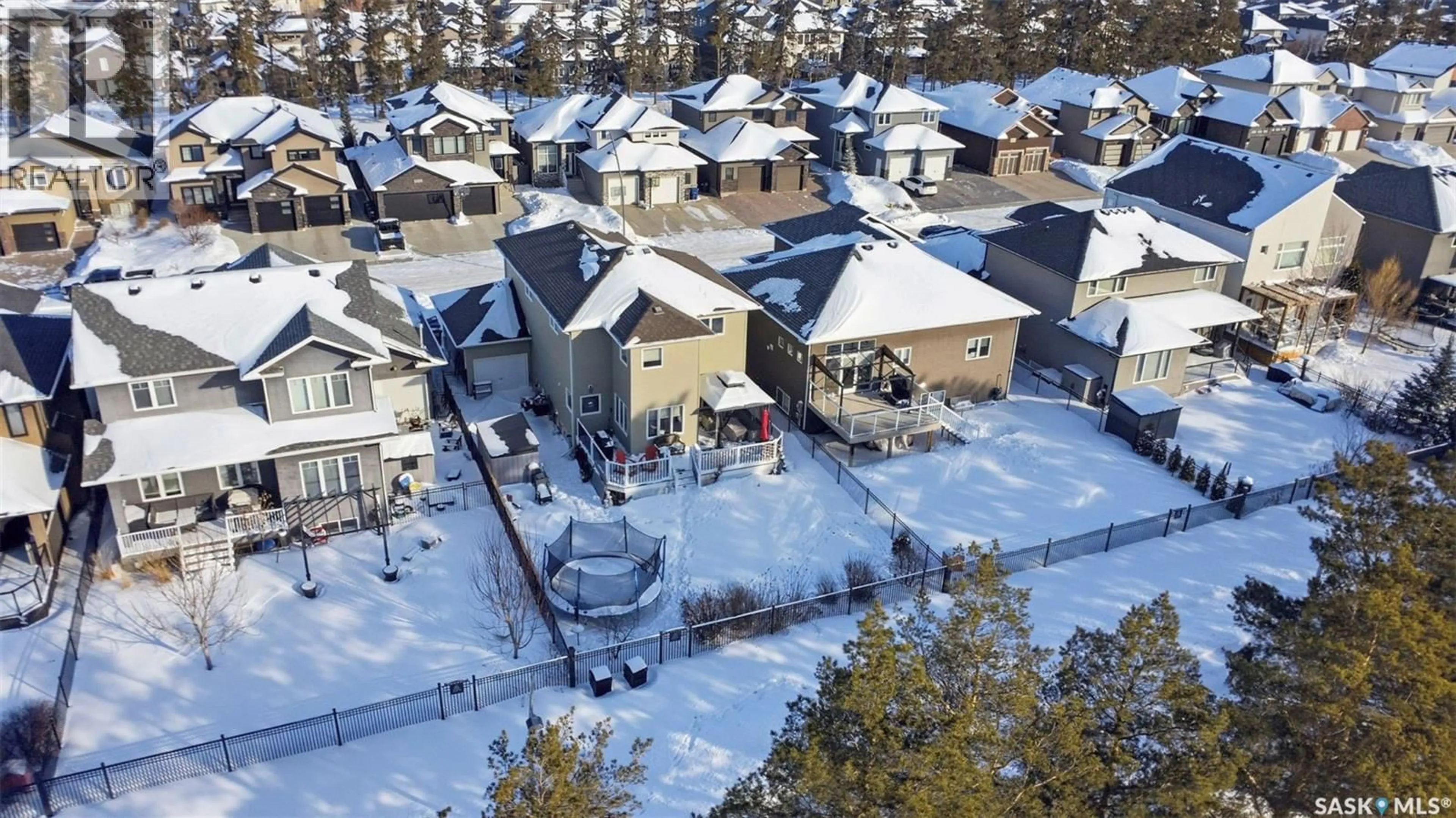 A pic from outside/outdoor area/front of a property/back of a property/a pic from drone, street for 516 ATTON LANE, Saskatoon Saskatchewan S7W0K4