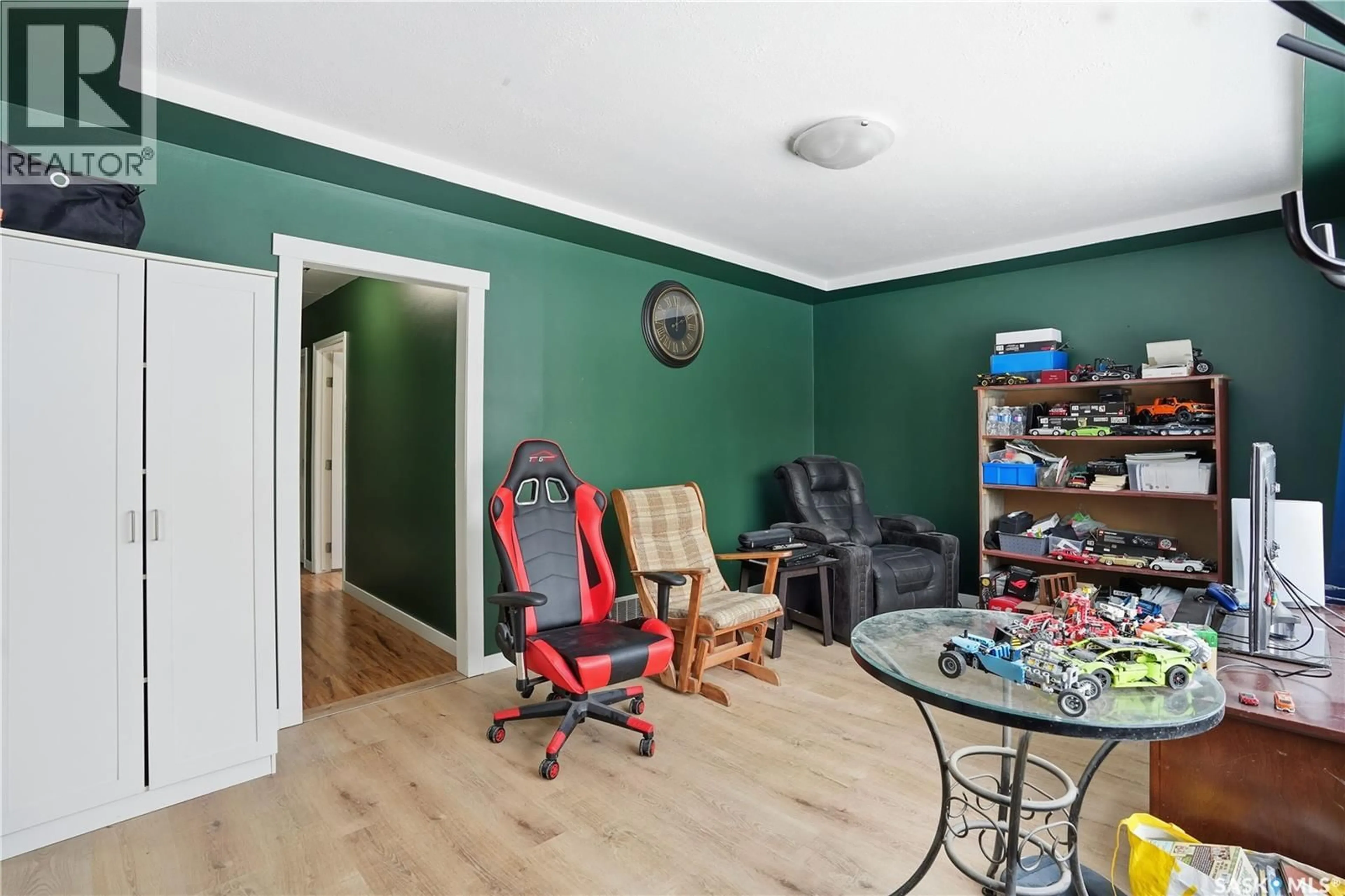 A pic of a room for 732 ROYAL STREET, Regina Saskatchewan S4T4Z2