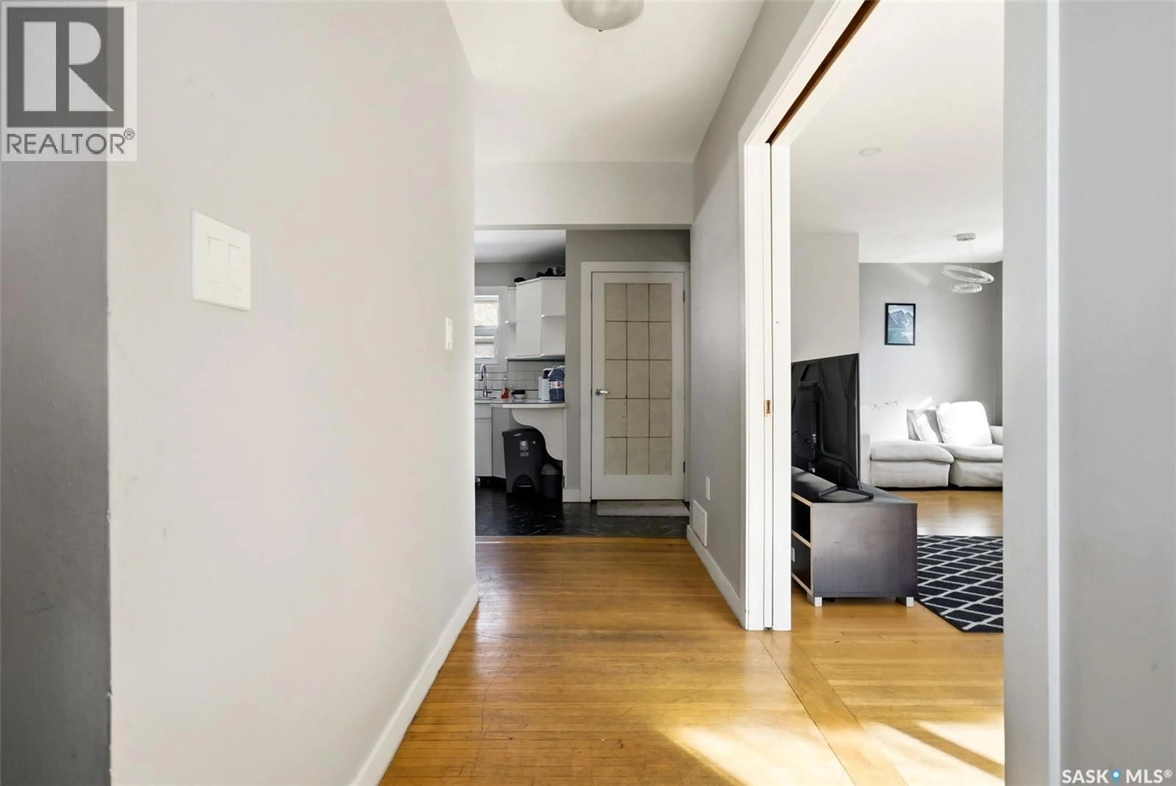 Unknown for 33 SCOTT STREET, Regina Saskatchewan S4S4A1