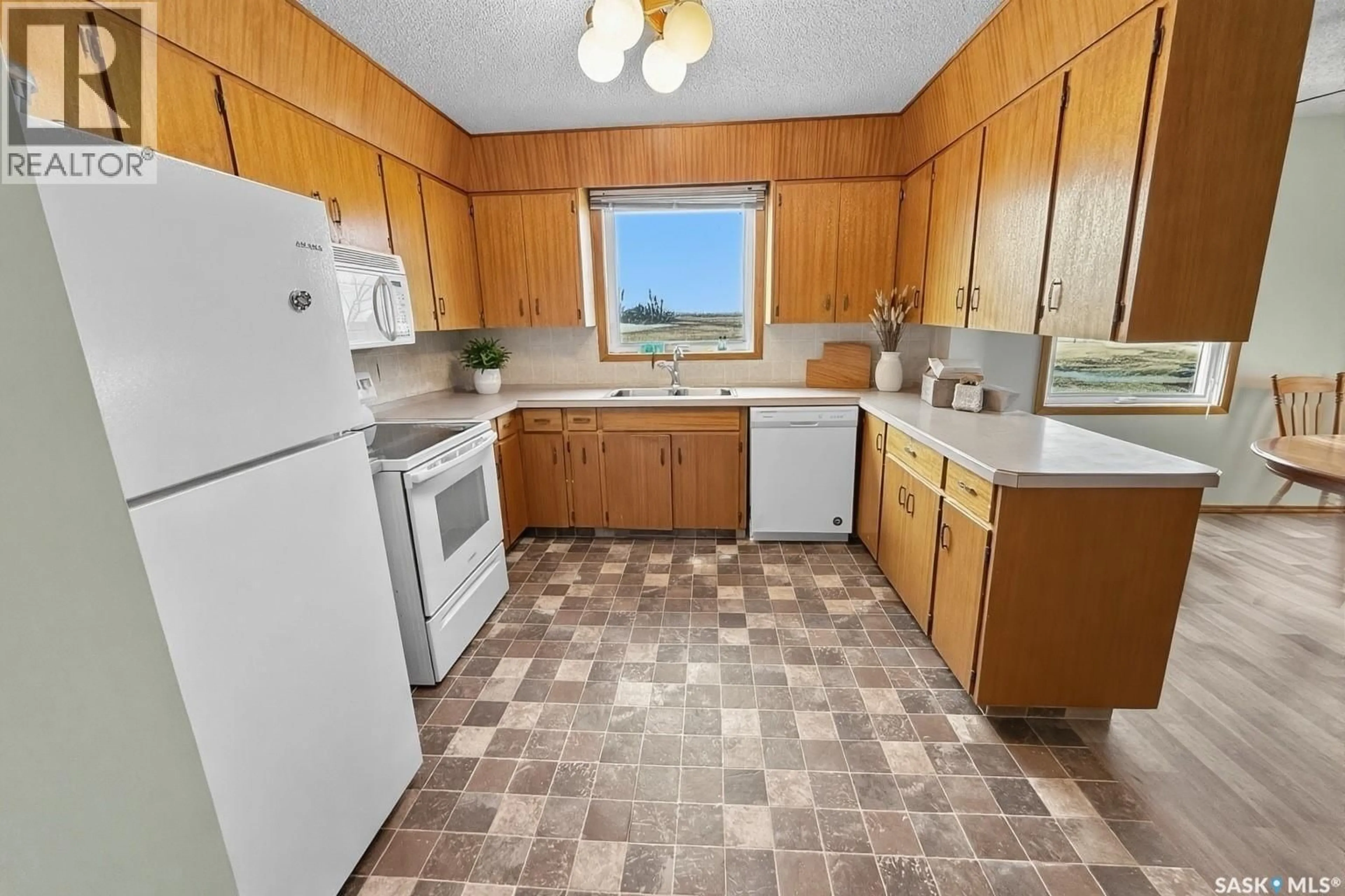 Standard kitchen, ceramic/tile floor for 13 SMITH STREET, Stewart Valley Saskatchewan S0N2P0