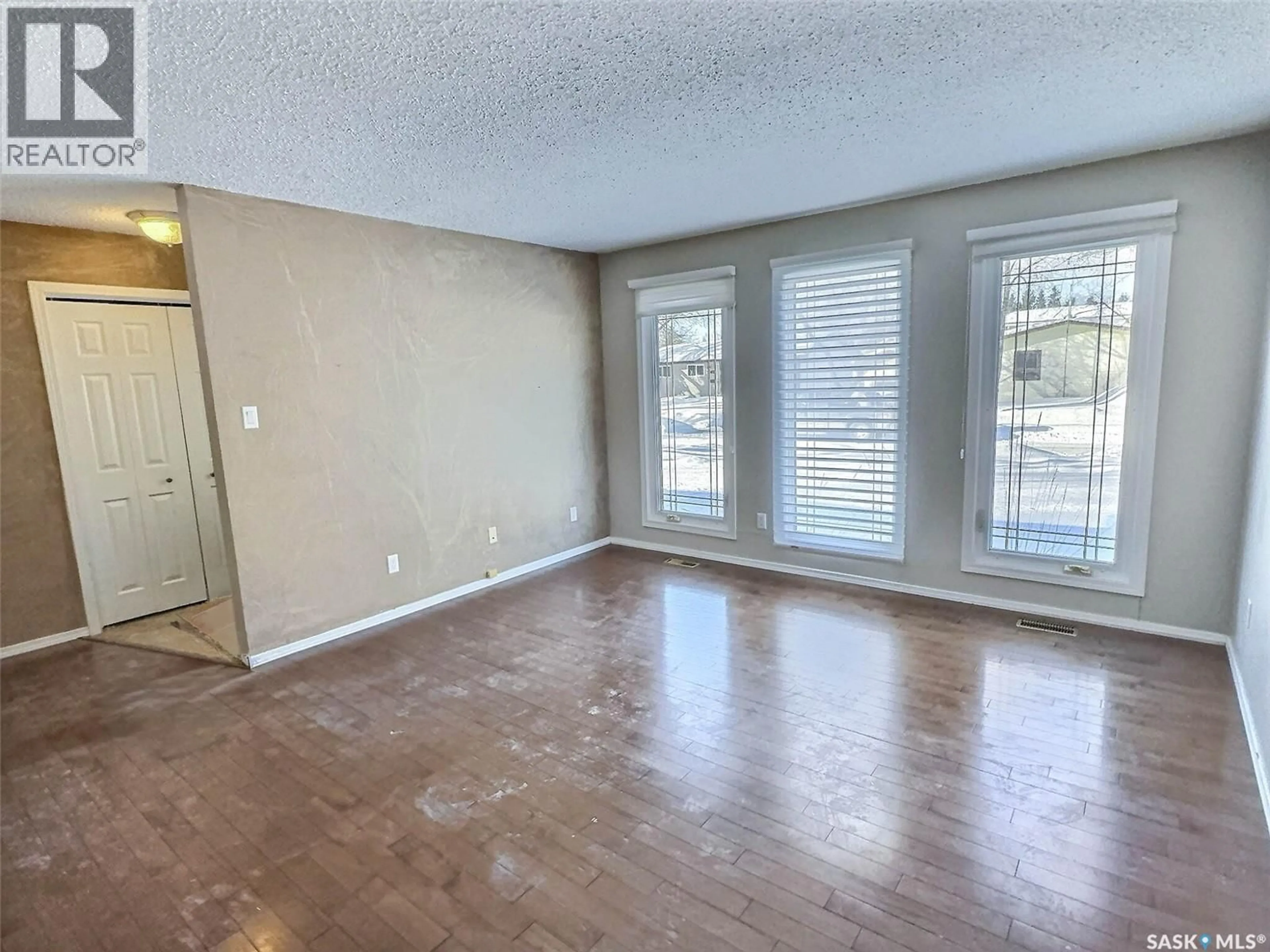 A pic of a room for 2881 WYLLIE CRESCENT, Prince Albert Saskatchewan S6V6M3