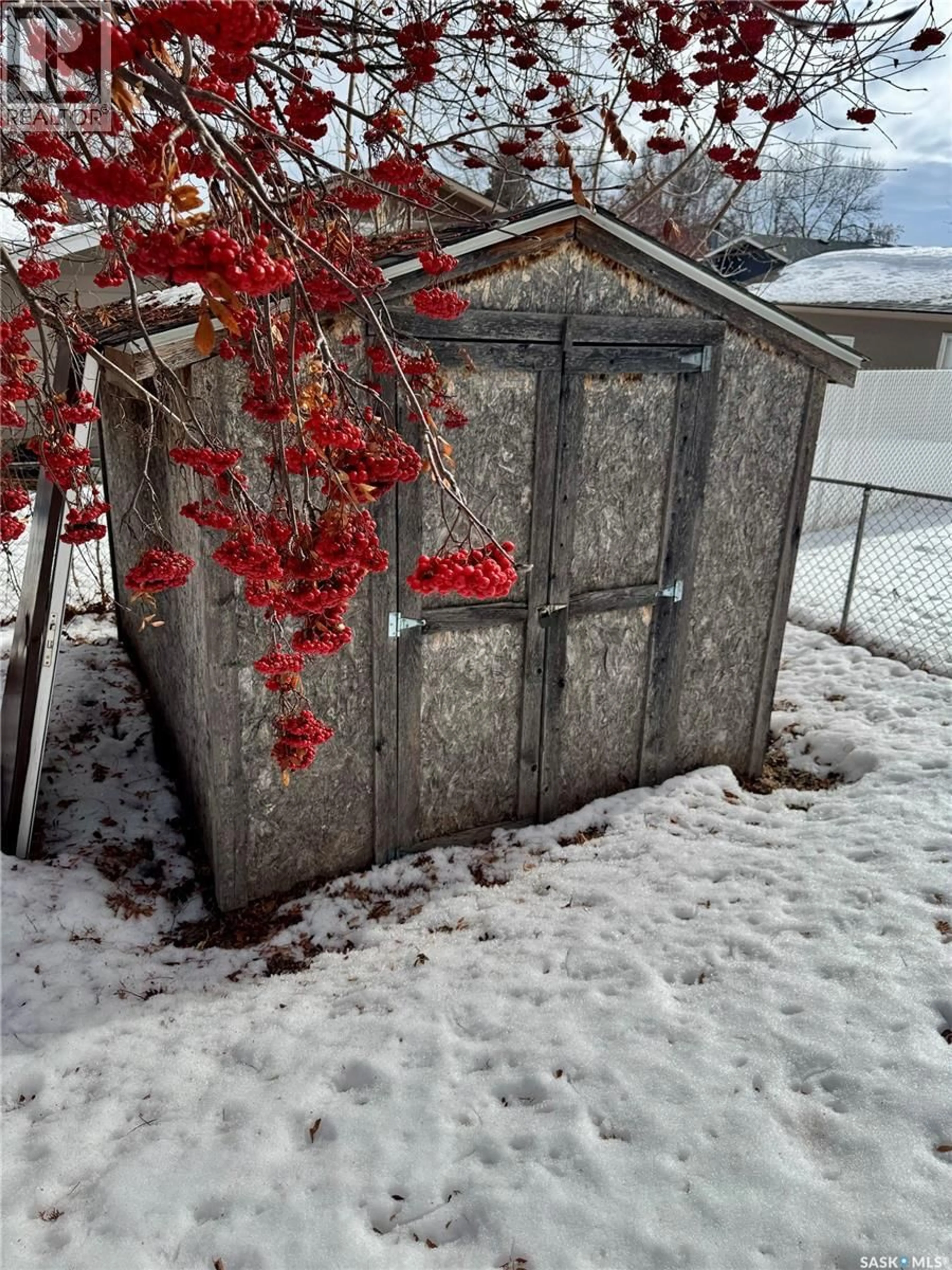 Shed for 2610 MORTON ROAD, Prince Albert Saskatchewan S6V6A9