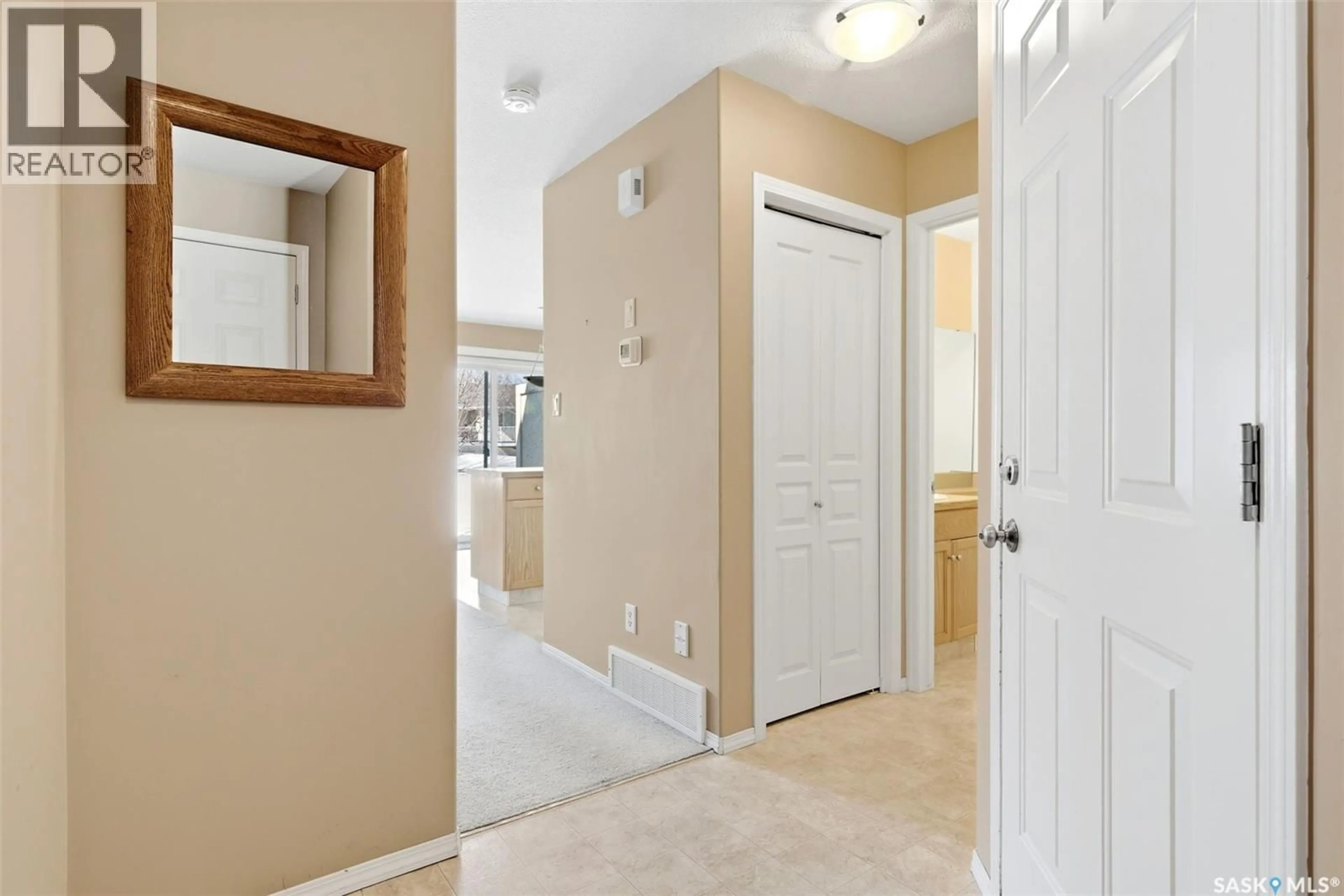 Indoor entryway for 2262 ATKINSON STREET, Regina Saskatchewan S4N7R2